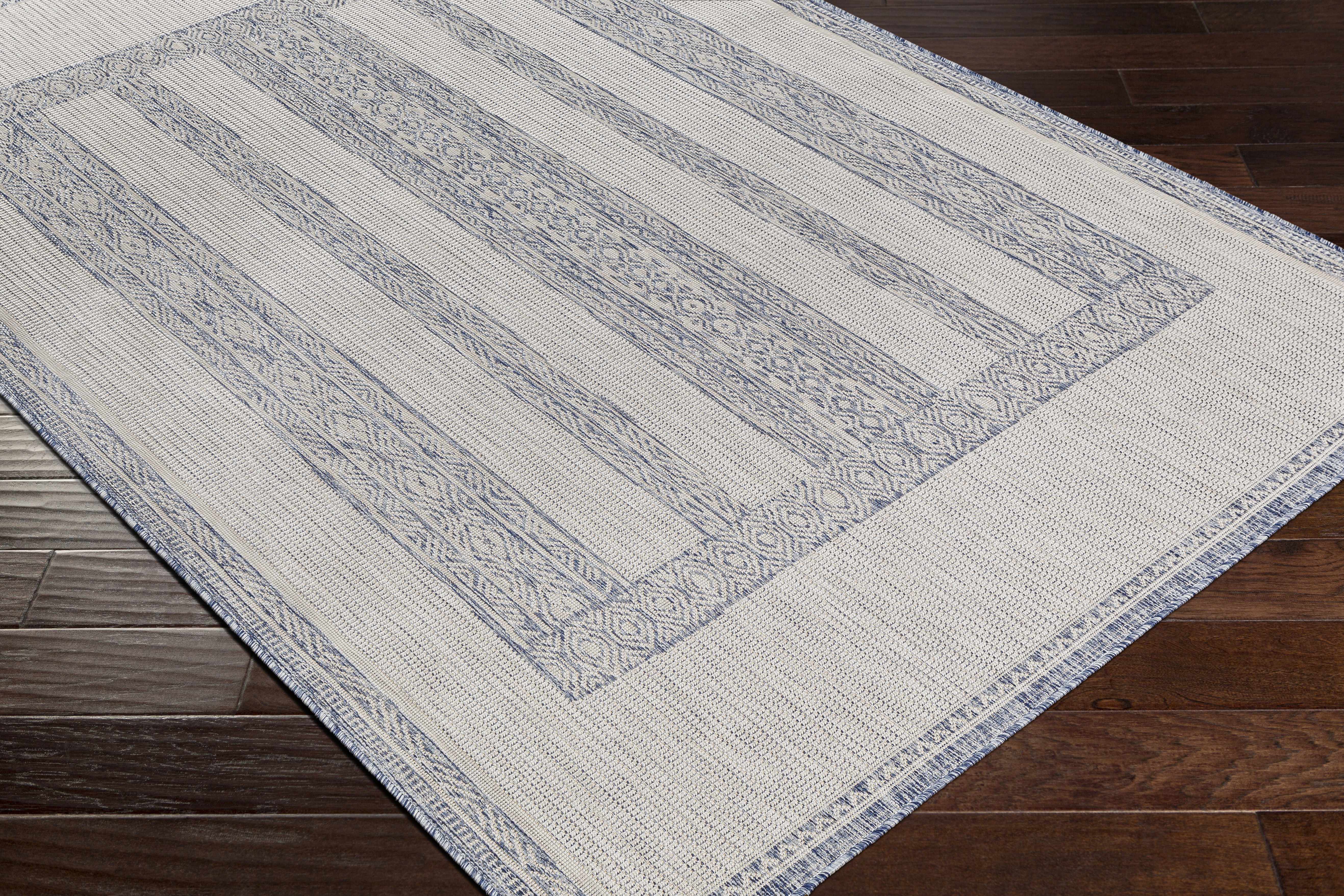 Sallynoggin Indoor & Outdoor Rug - Clearance - Image 3