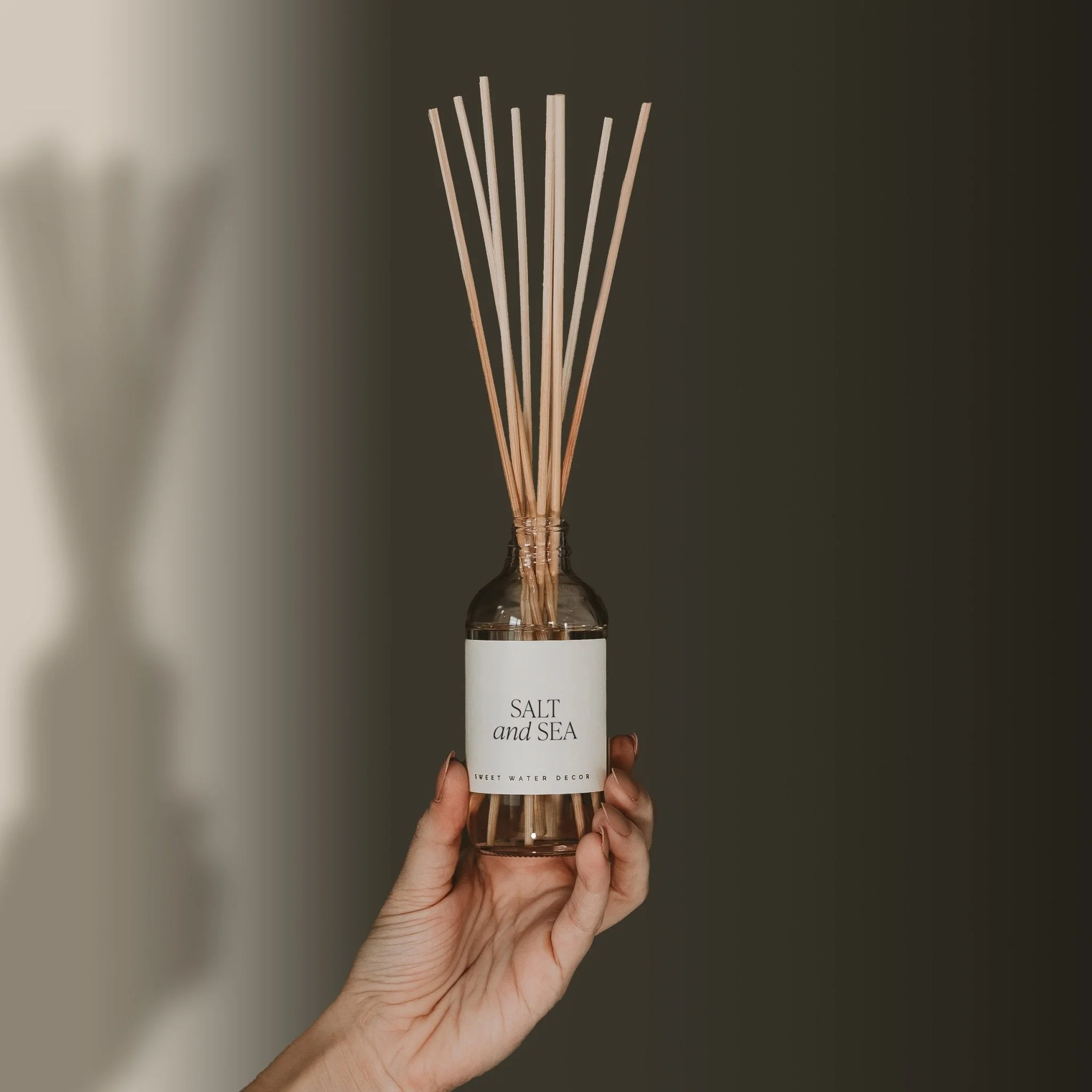 Salt and Sea Clear Reed Diffuser - Image 4