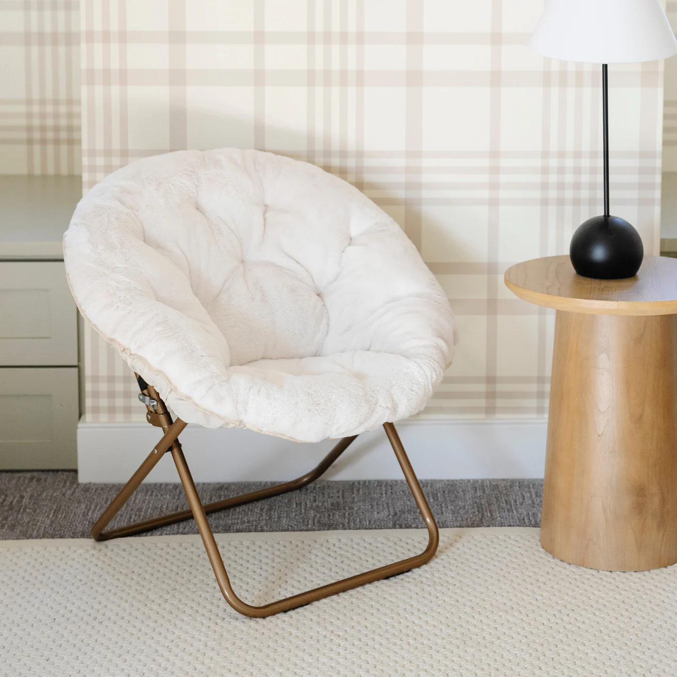 Saucer Chair Kids Chair with Faux Fur Cover - Image 2