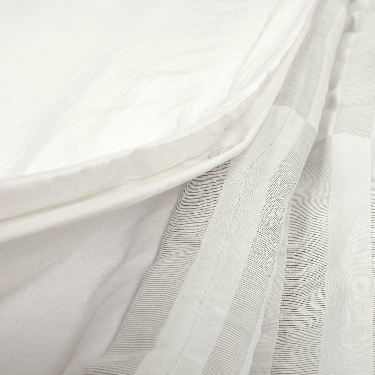 Sawyer Modern Broken Stripe Duvet Cover 3 Piece Set - Image 7