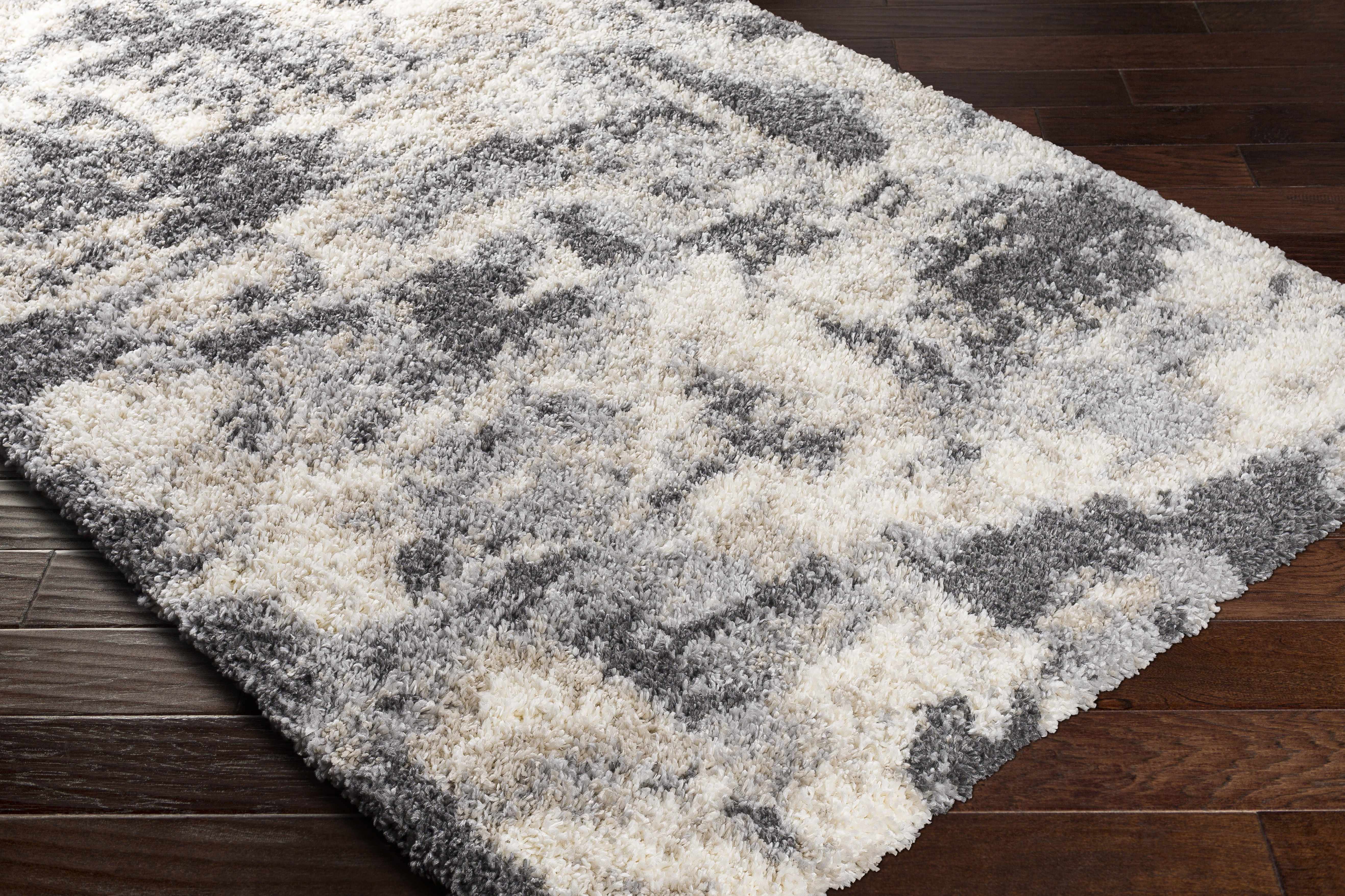 Selcuklu Area Rug - Clearance - Image 4