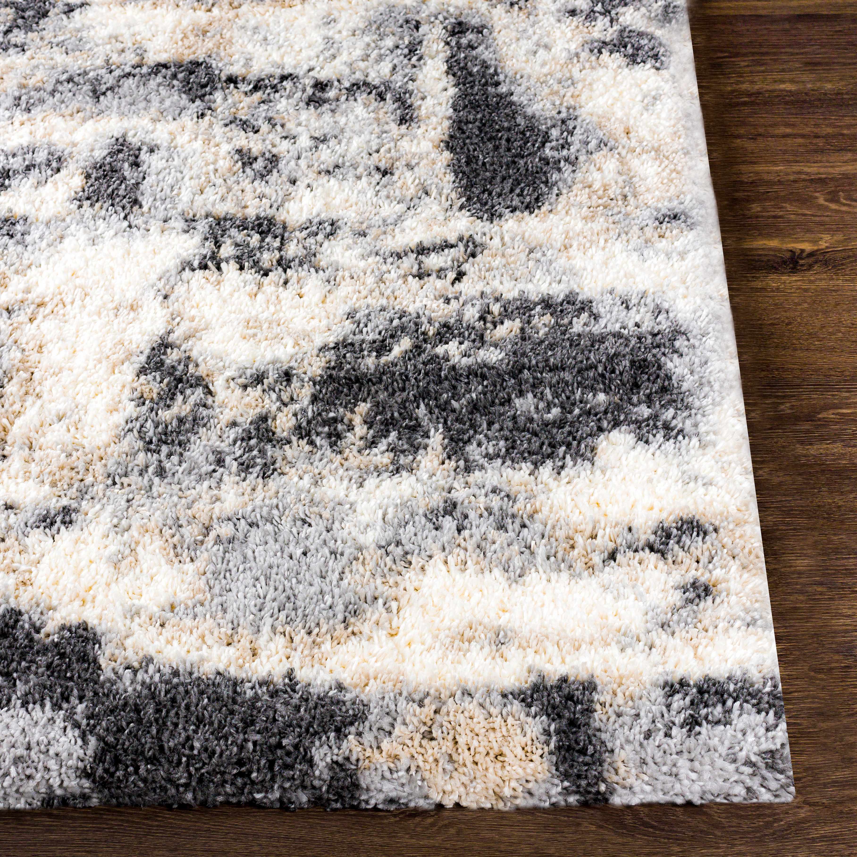 Selcuklu Area Rug - Clearance - Image 5
