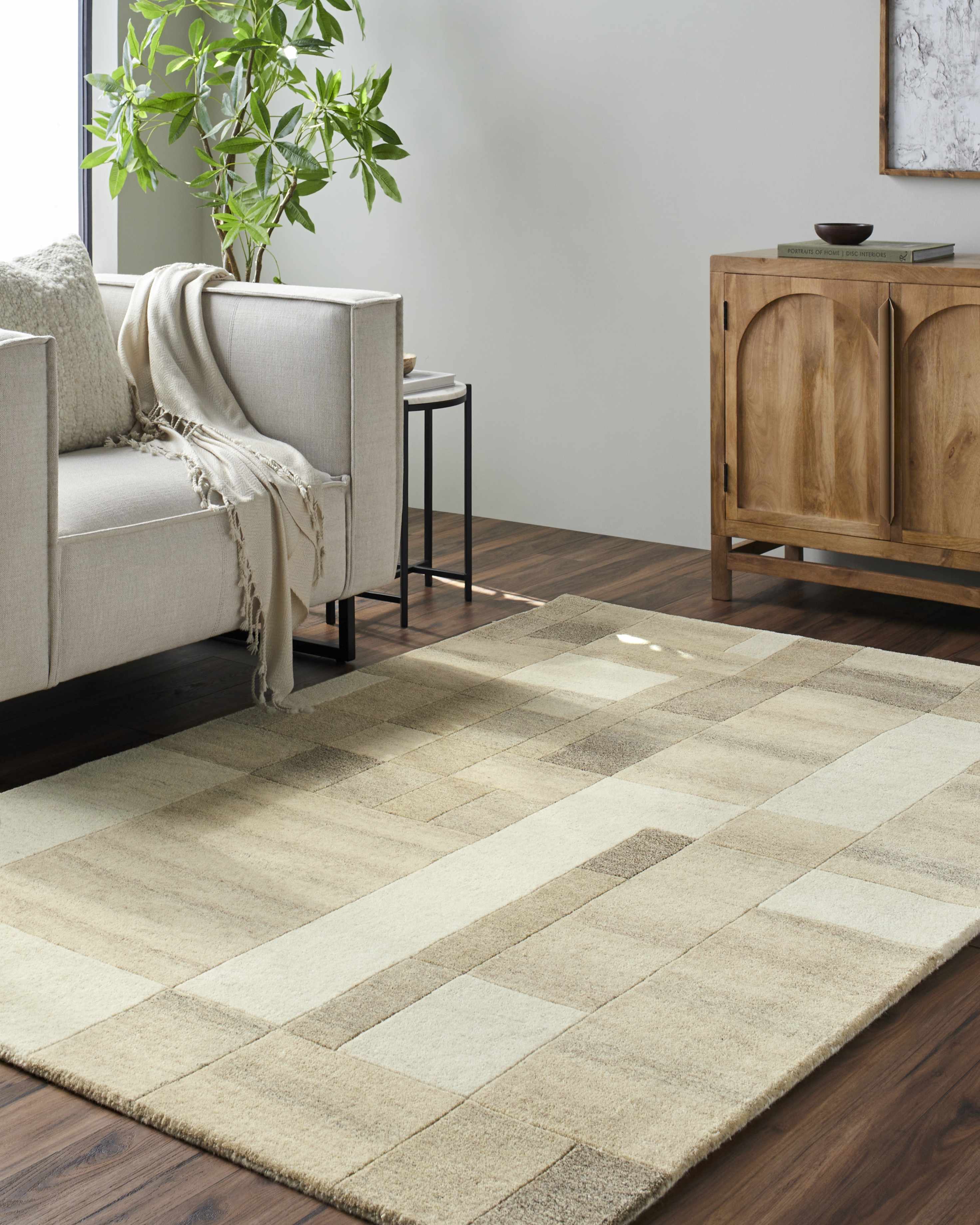 Senga Area Rug - Image 2