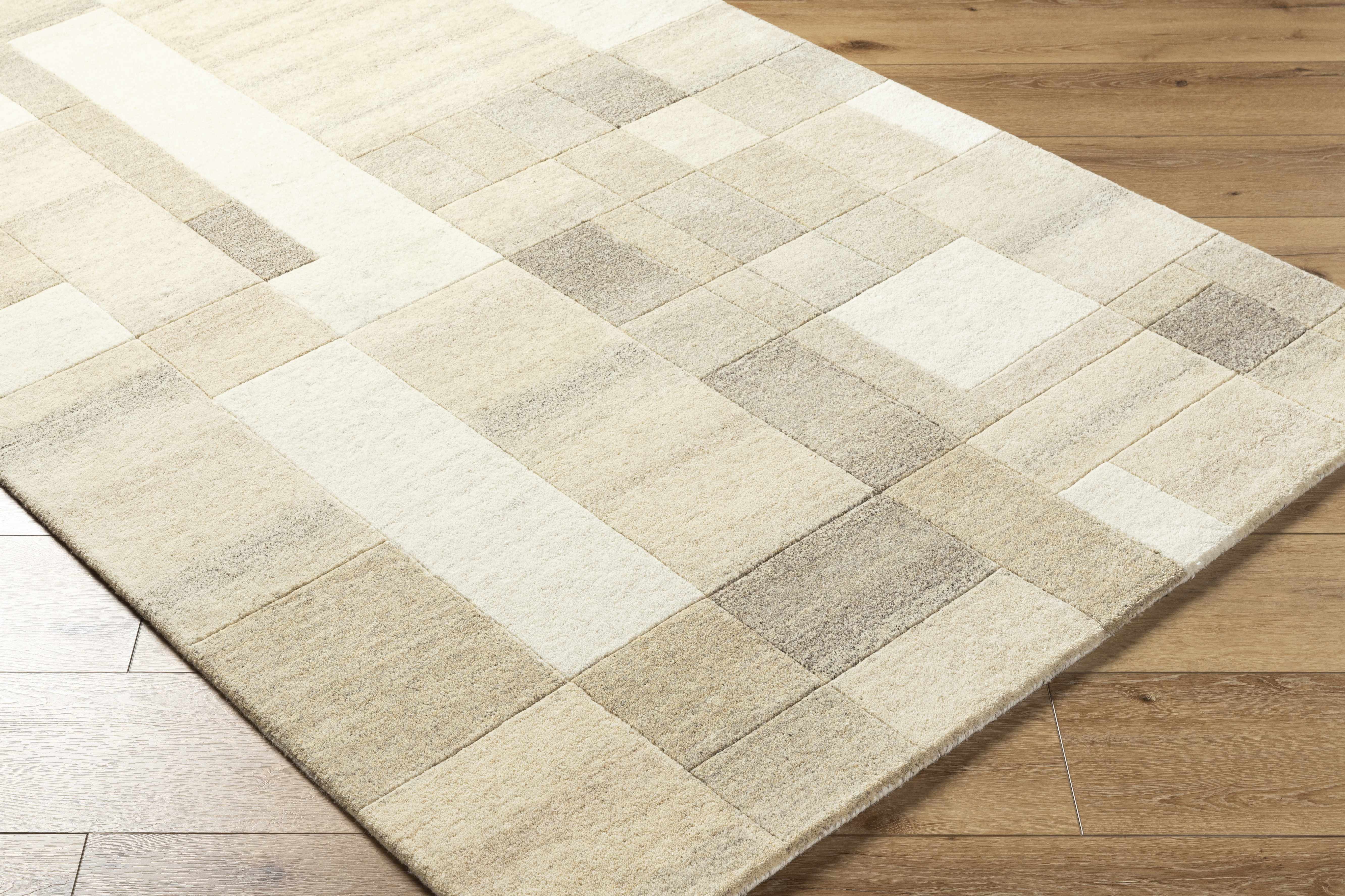 Senga Area Rug - Image 4
