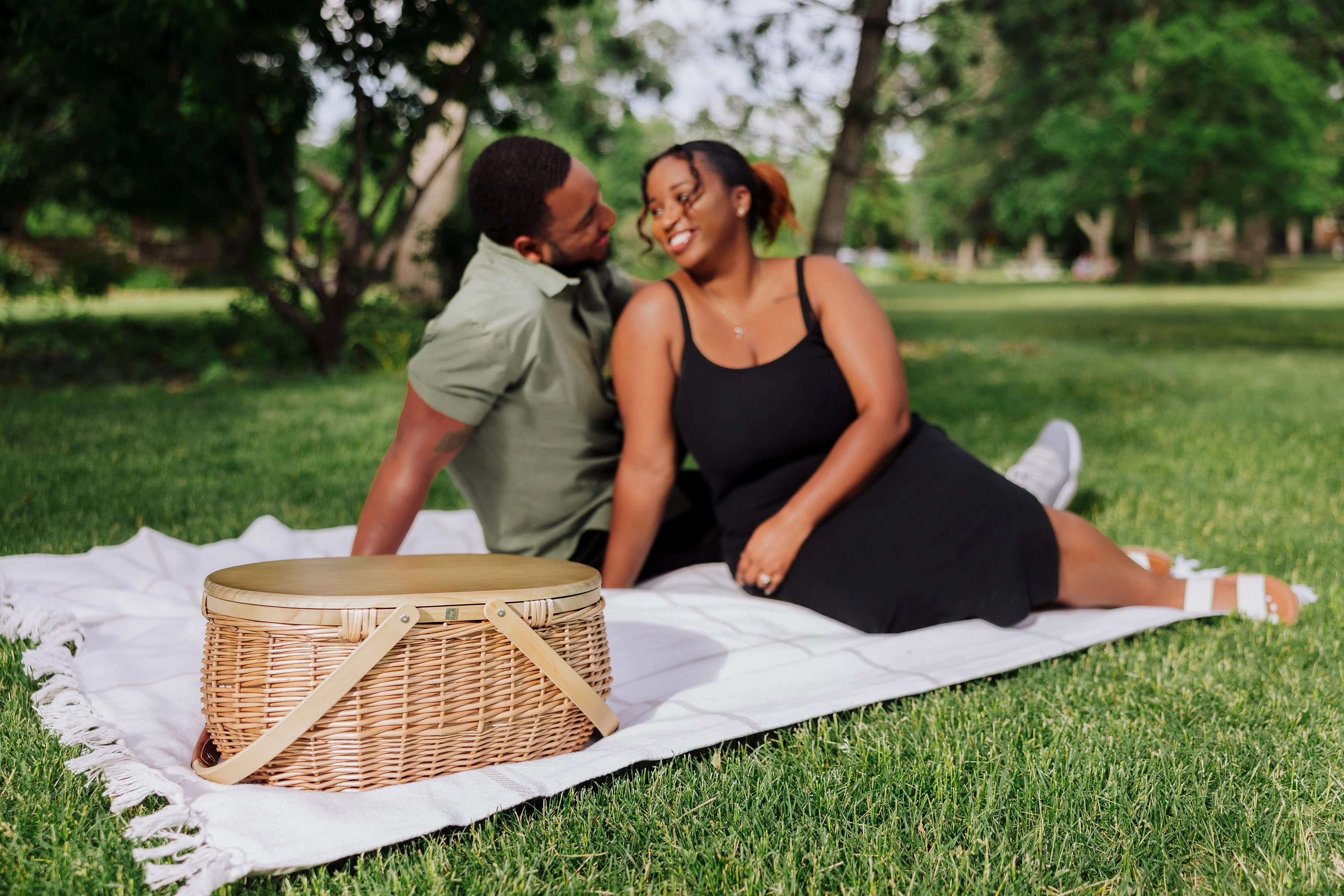Sequoia Picnic Basket - Image 15