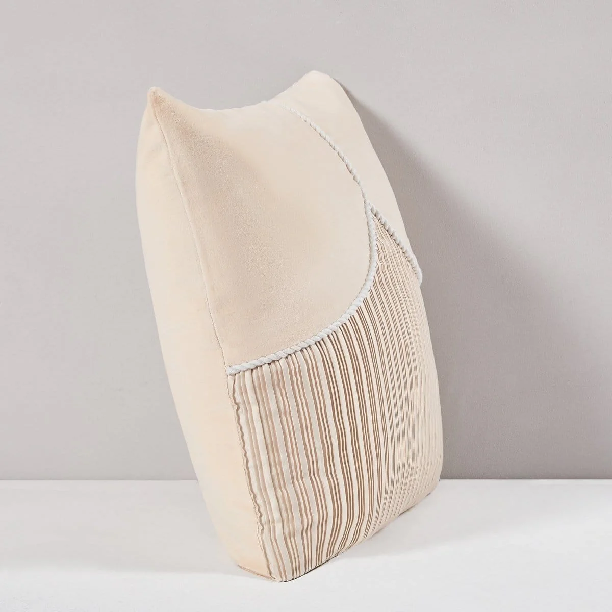 Seta Decorative Pillow Cover - Image 3