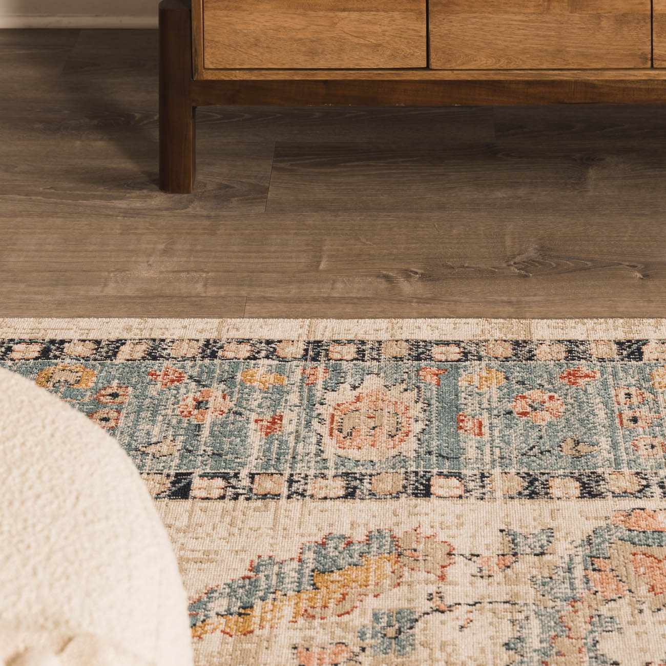 Shafter Traditional Outdoor Area Rug - Image 15