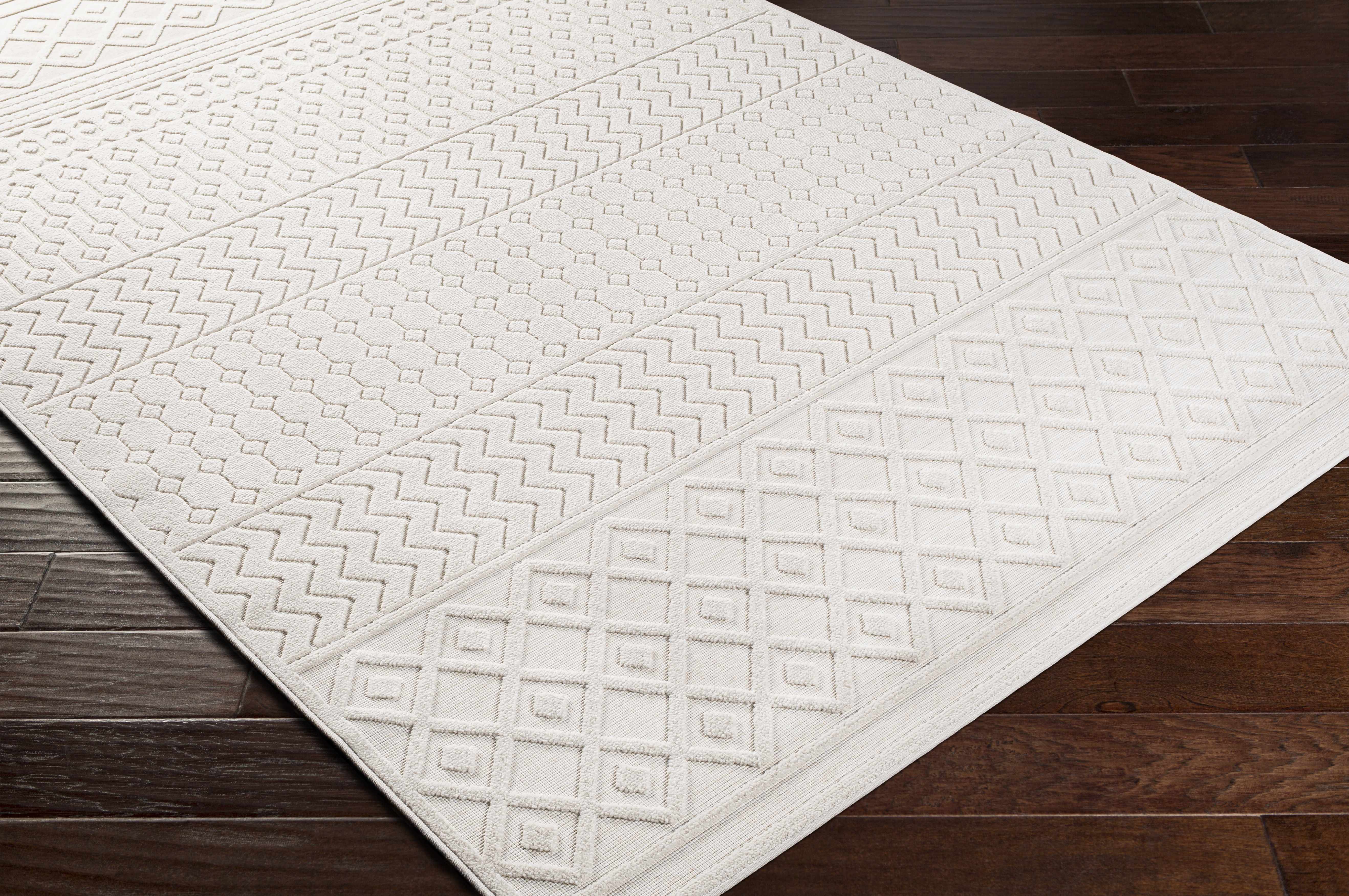 Shaftsbury Area Rug - Clearance - Image 5