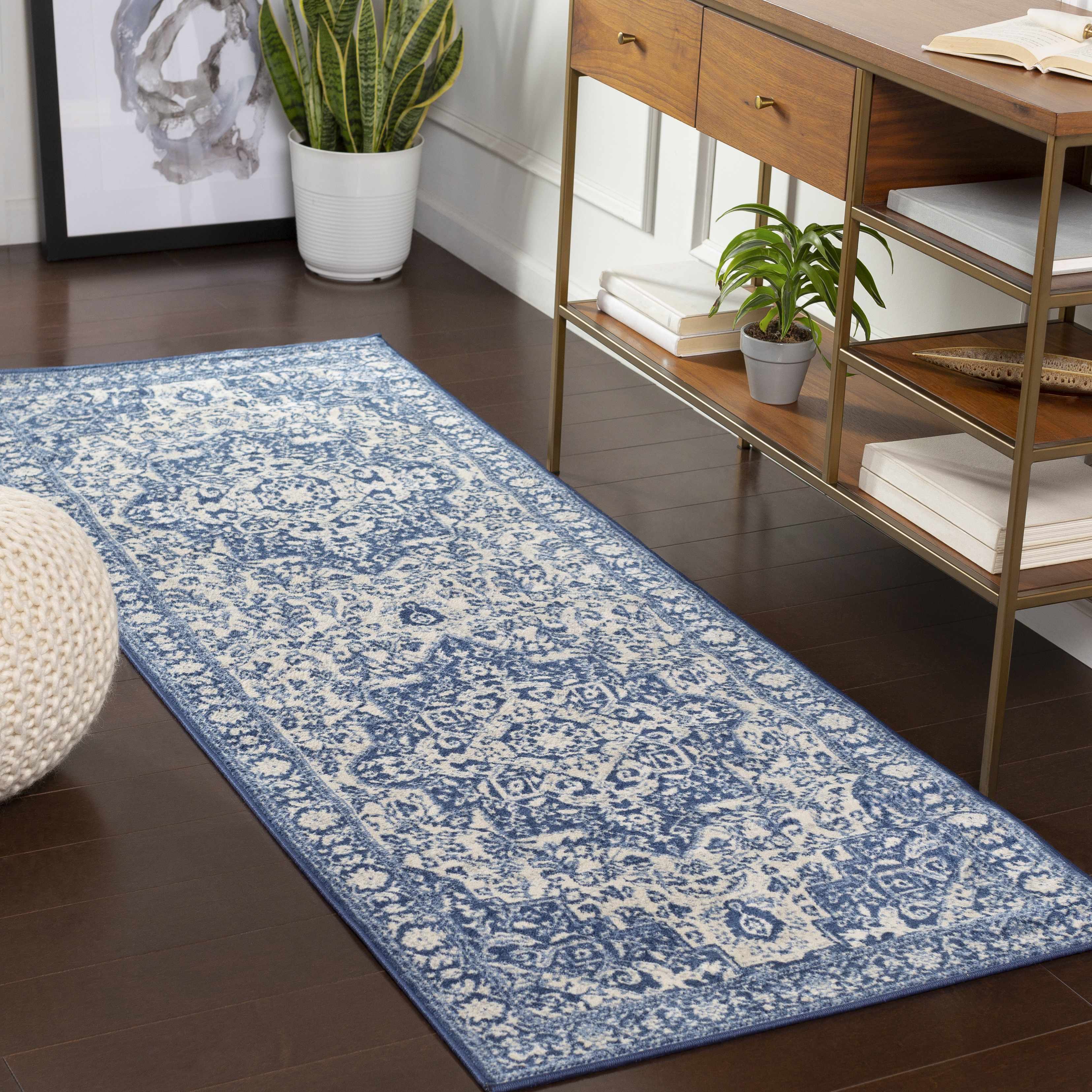 Shavertown Blue Traditional Area Rug - Clearance - Image 3
