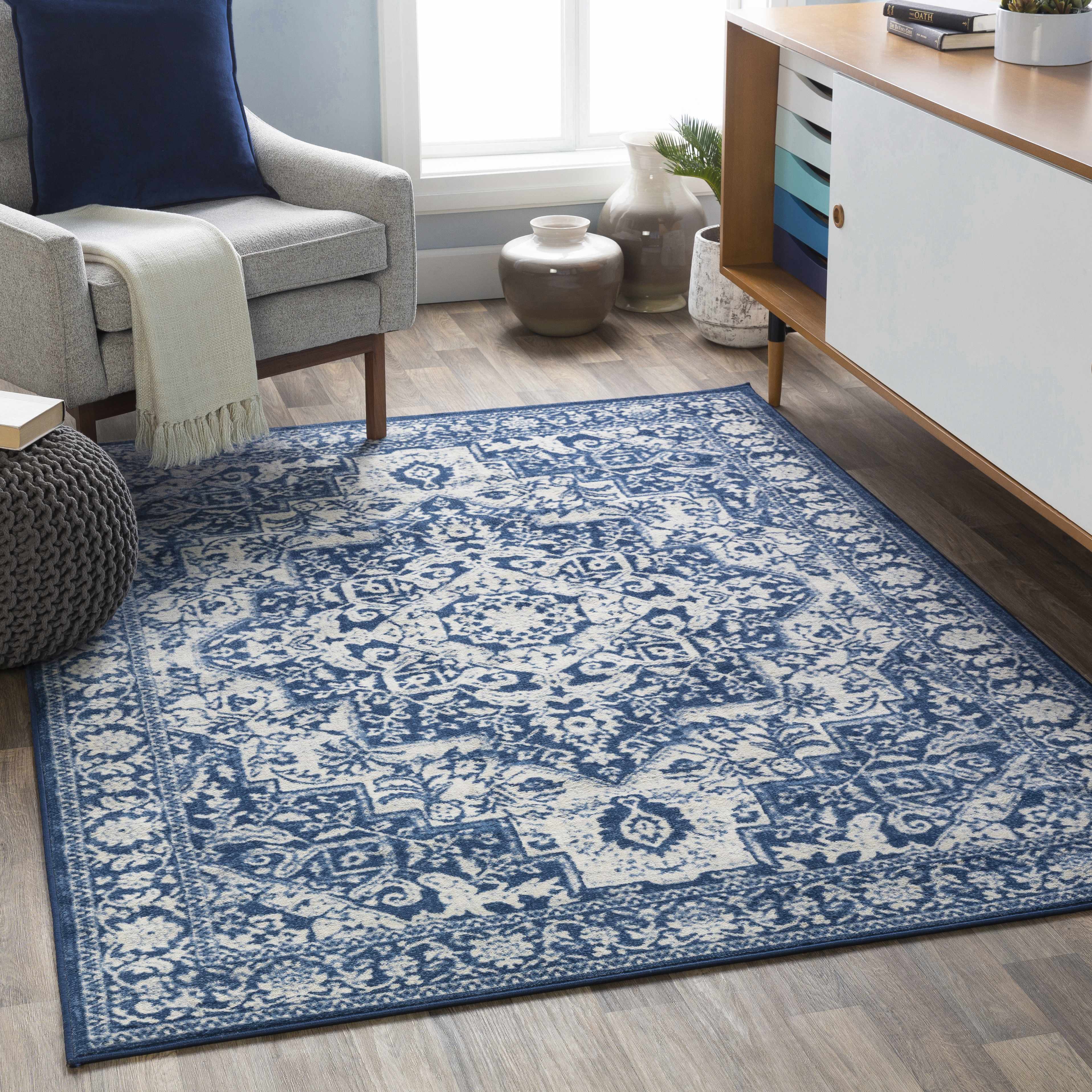 Shavertown Blue Traditional Area Rug - Clearance - Image 4