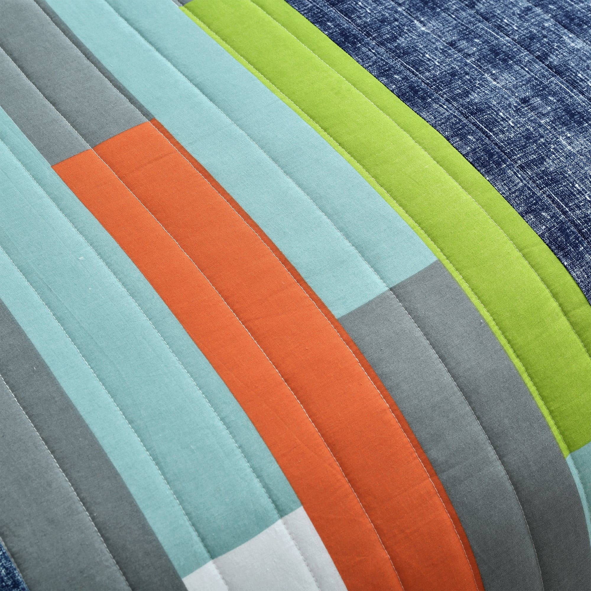 Shelly Stripe Quilt Set - Image 6