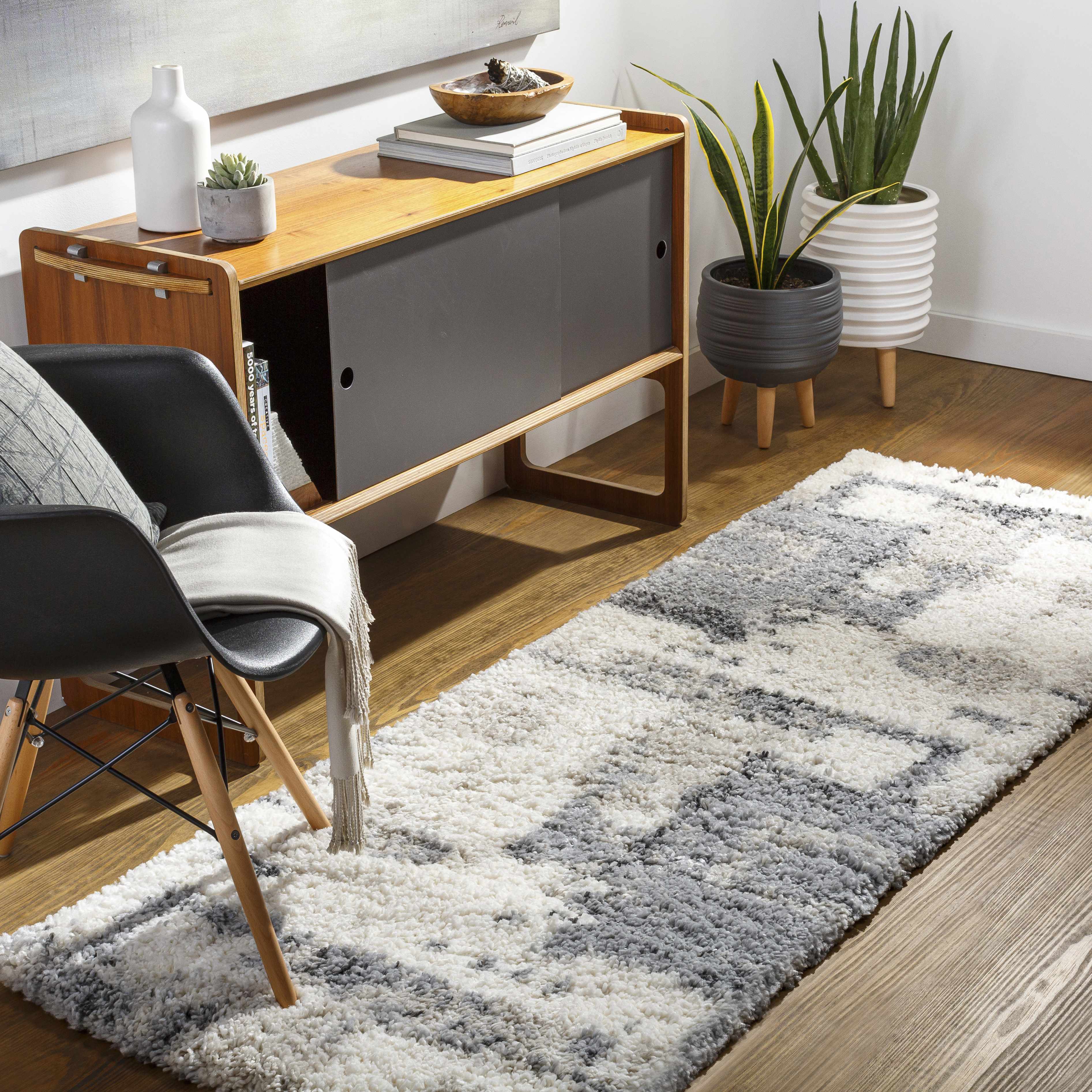 Shimoni Area Rug - Clearance - Image 3