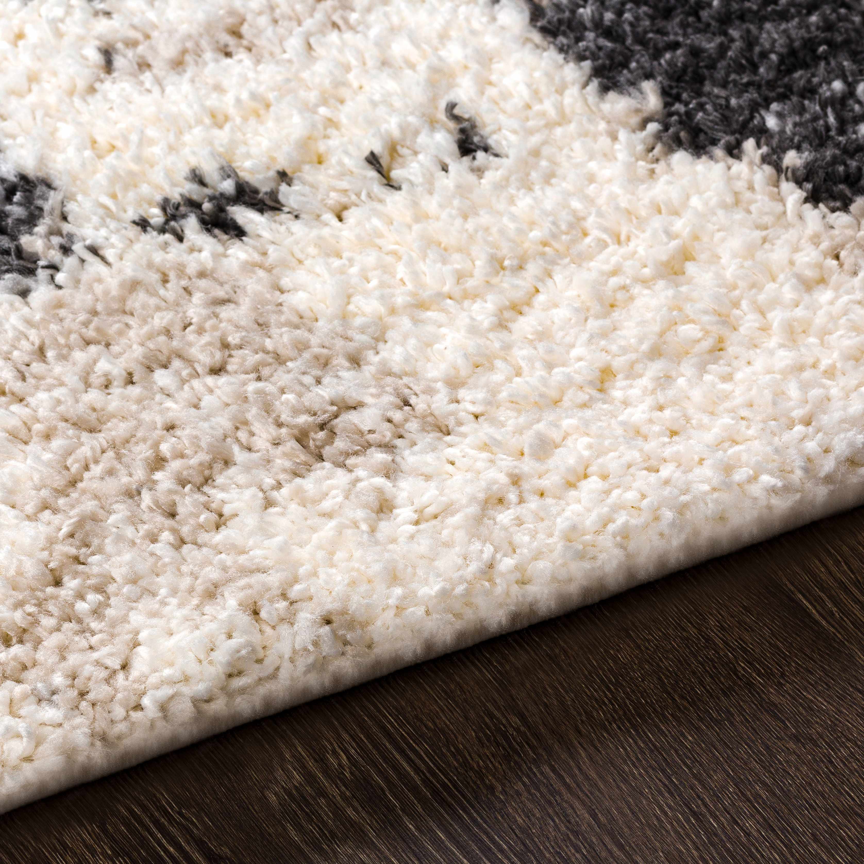 Shimoni Area Rug - Clearance - Image 5