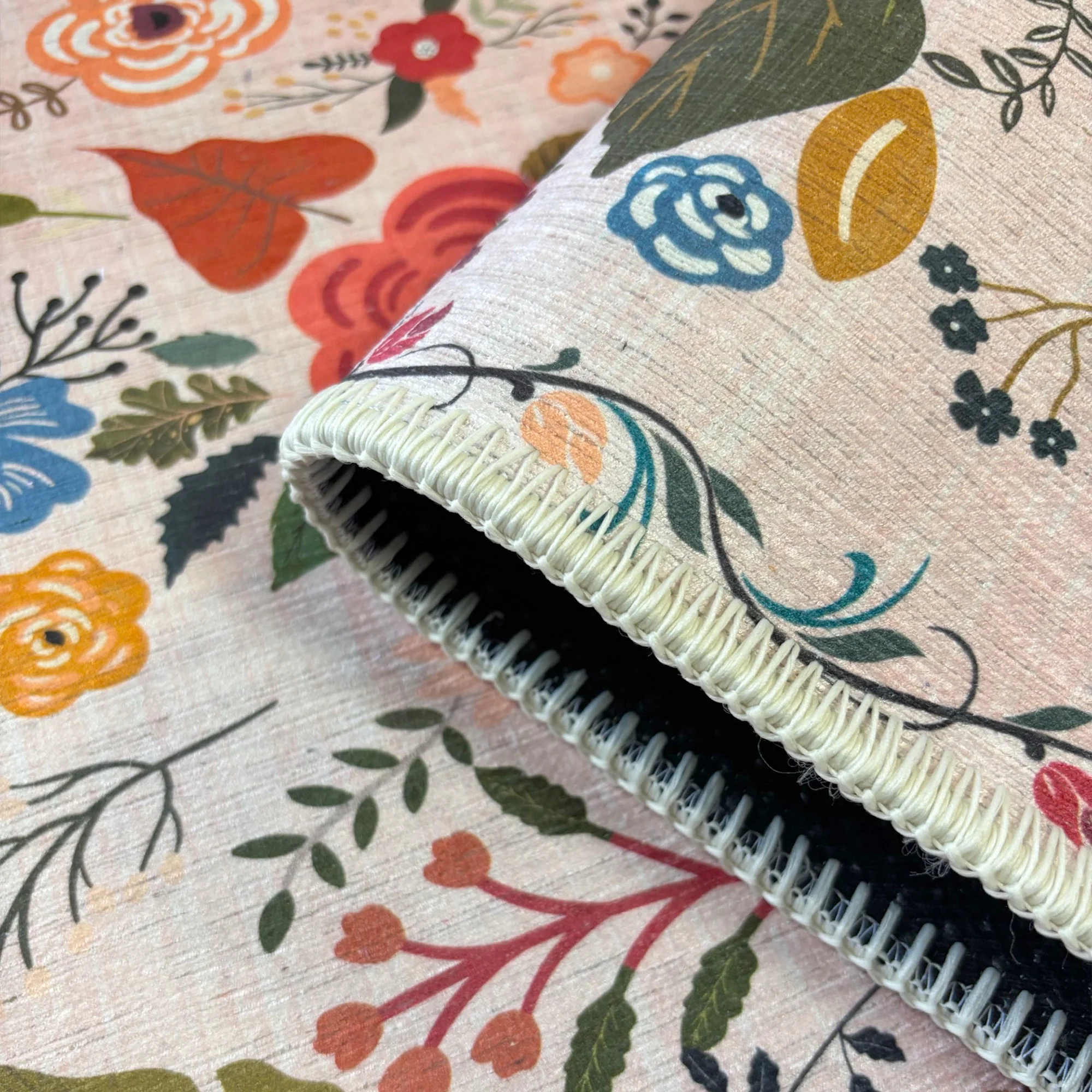 Shispare Area Rug - Image 2