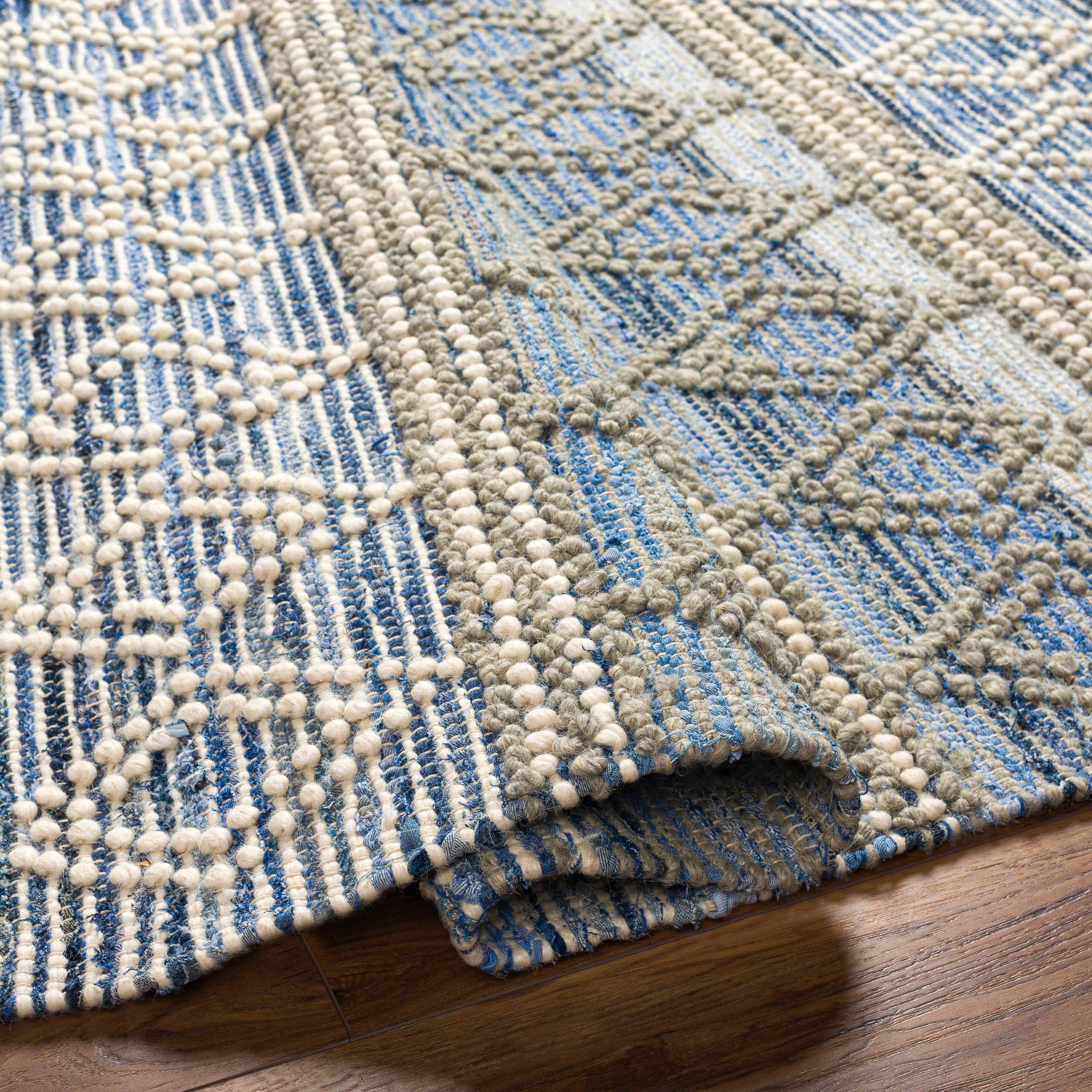 Shou Area Carpet - Clearance - Image 7