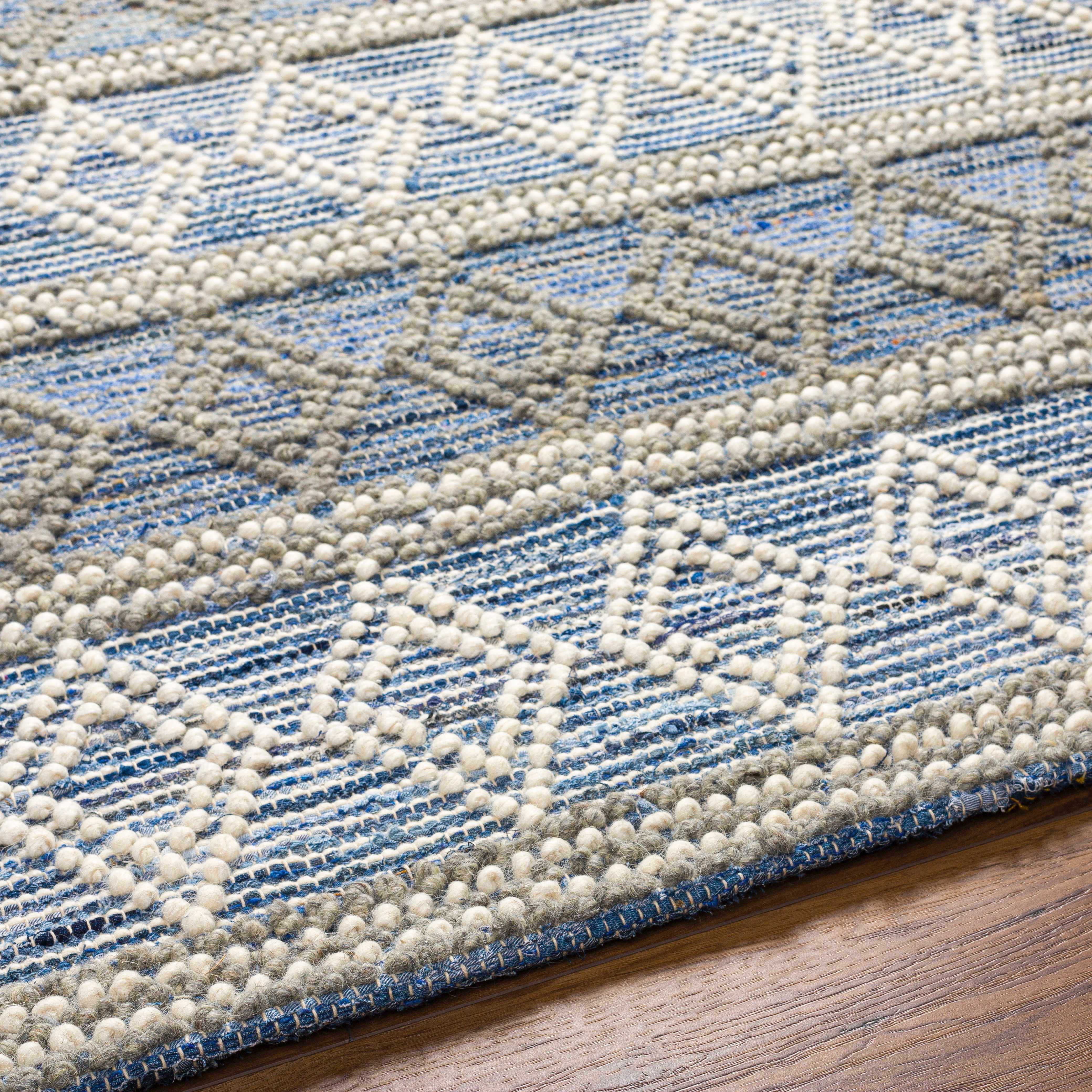 Shou Area Carpet - Clearance - Image 8