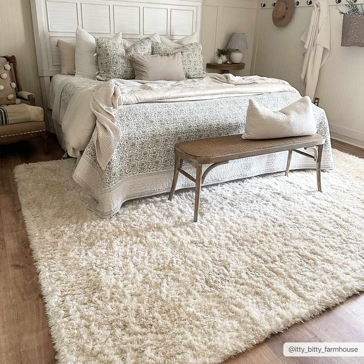 Siari Solid Cream Plush Rug - Image 3