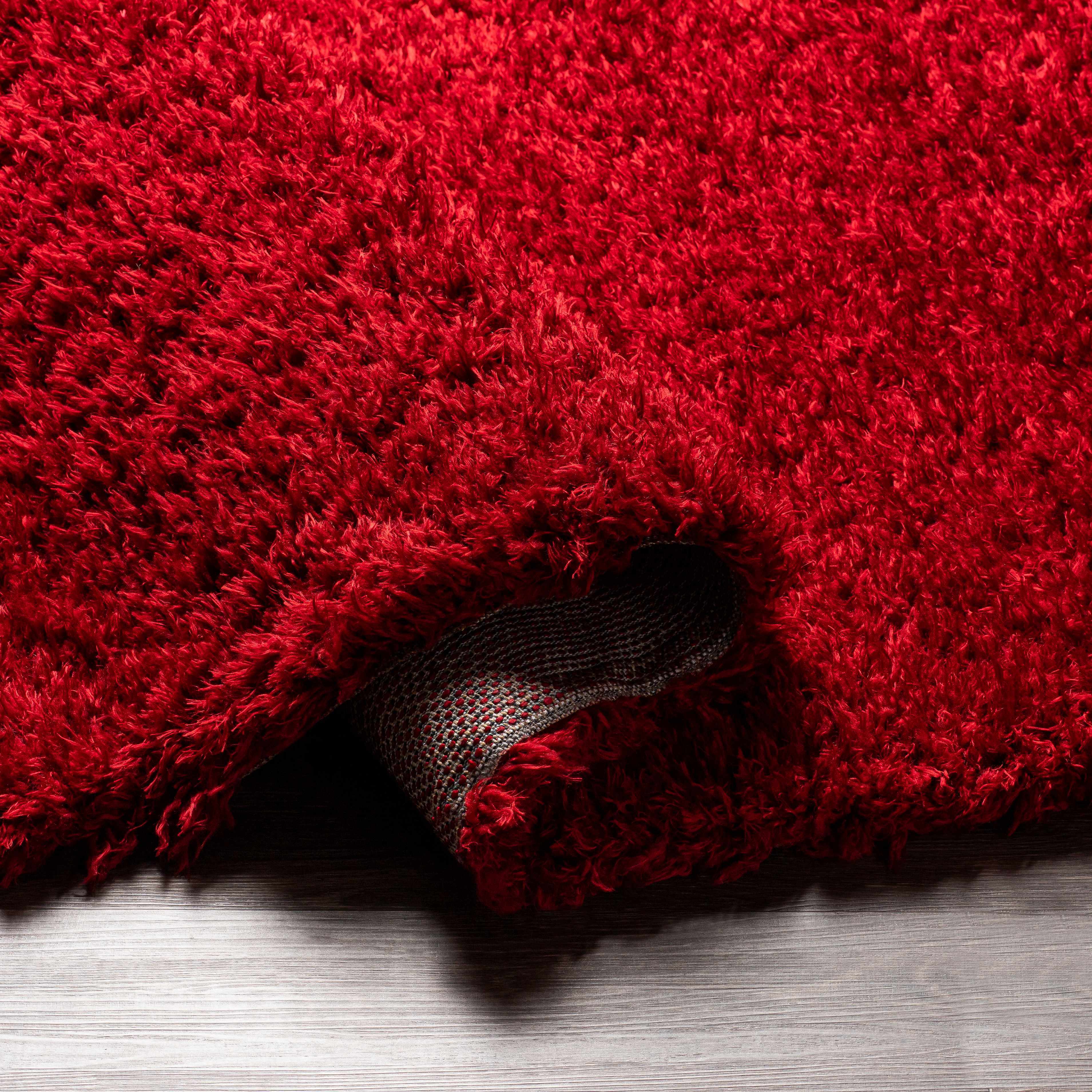 Siari Solid Red Shag Area Rug - Clearance - Image 4