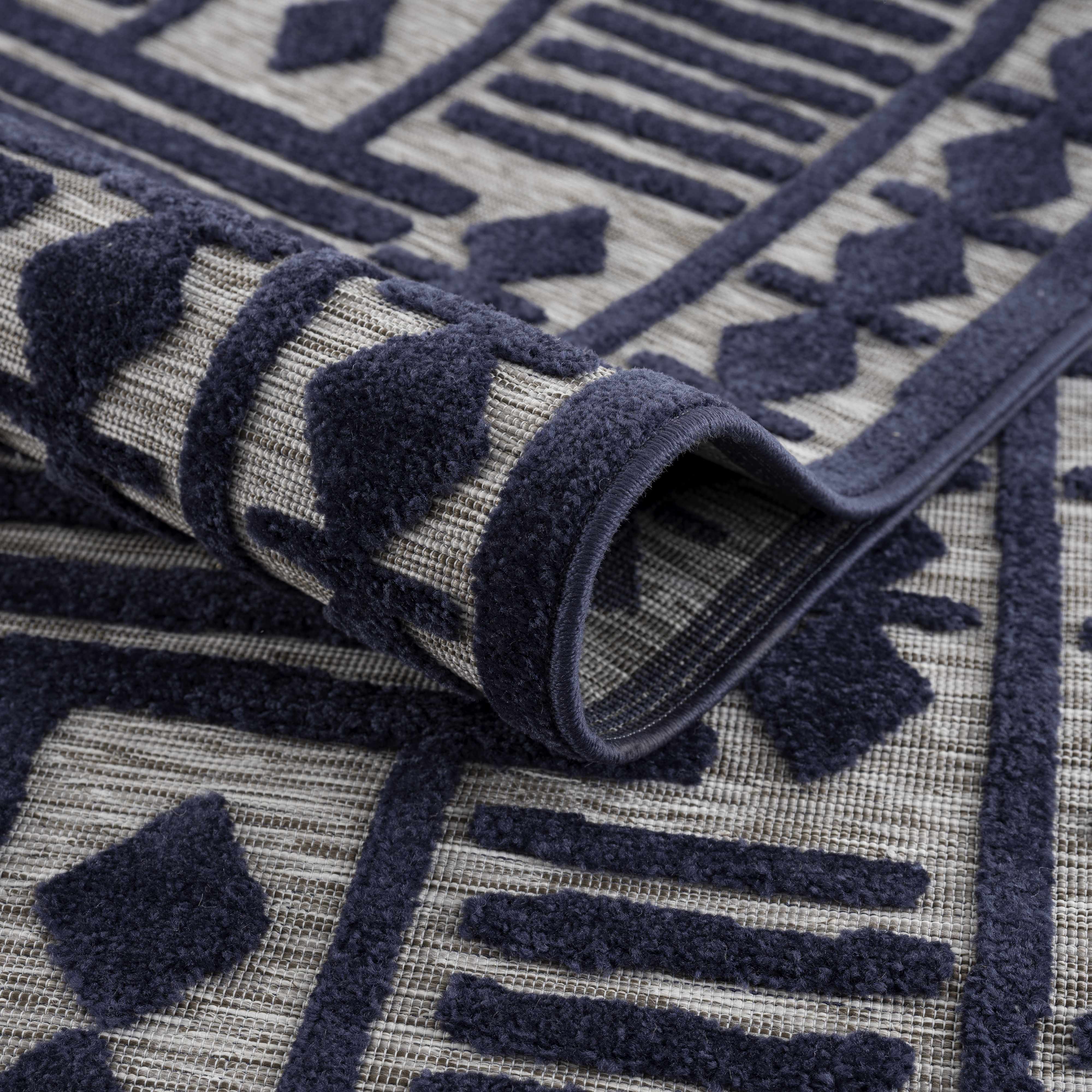 Sillawit 3D Outdoor Area Rug - Clearance - Image 4