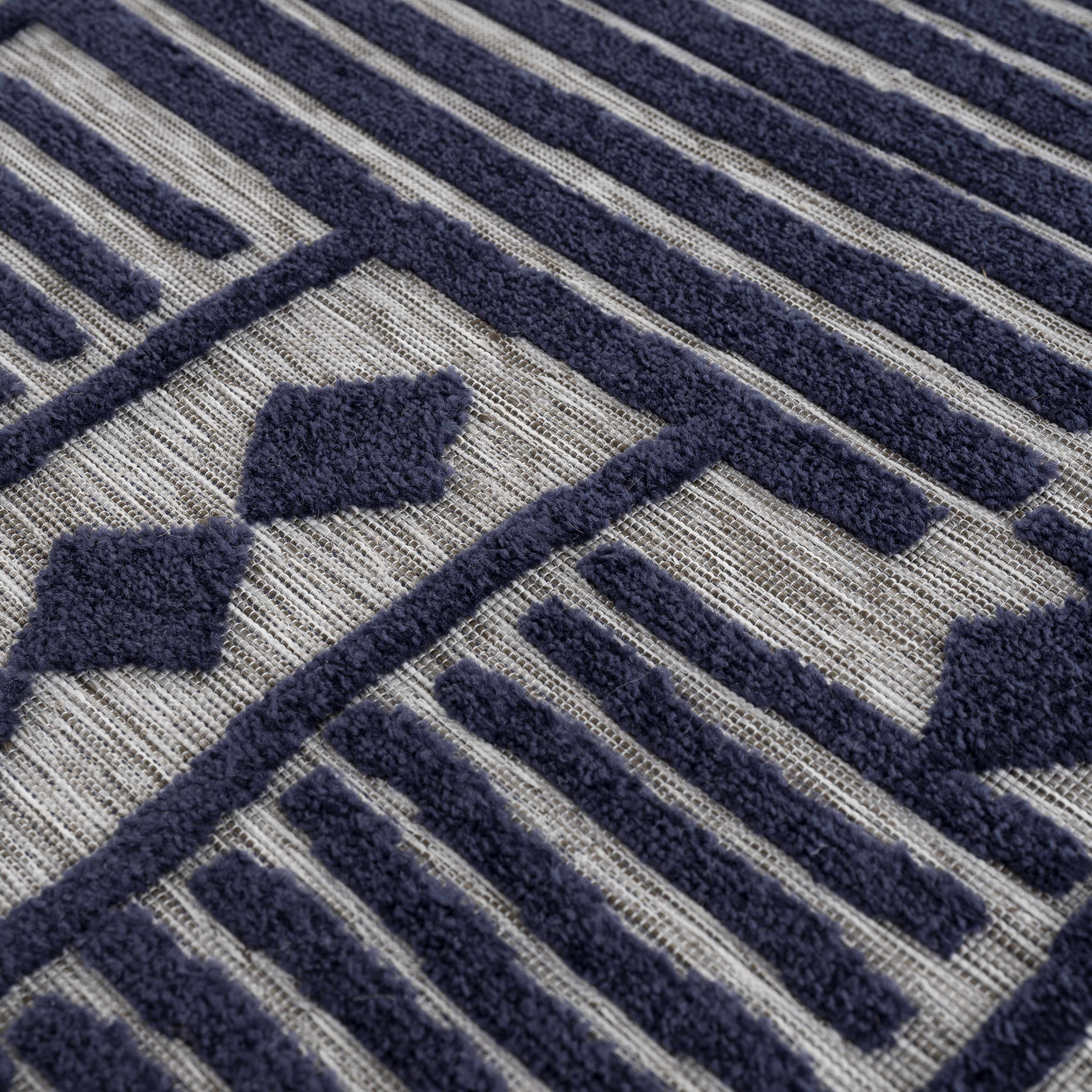 Sillawit 3D Outdoor Area Rug - Clearance - Image 9