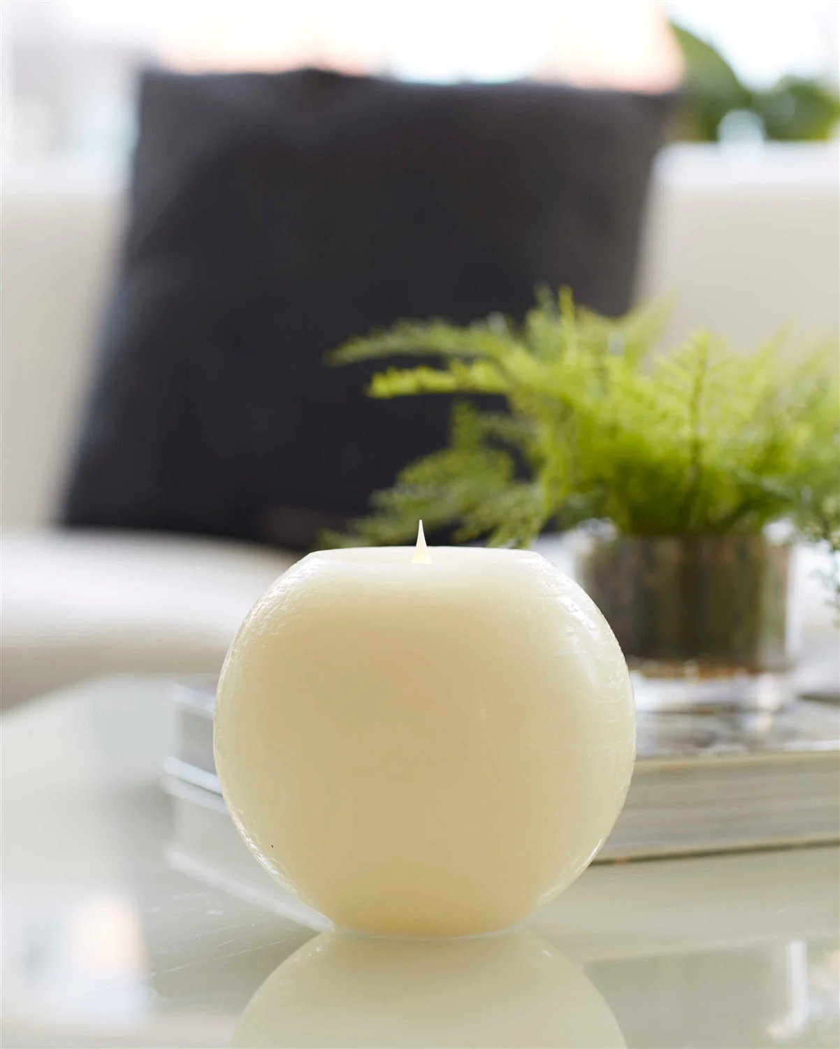Simplux led round candle with moving flame and remote (set of 2) - Image 2