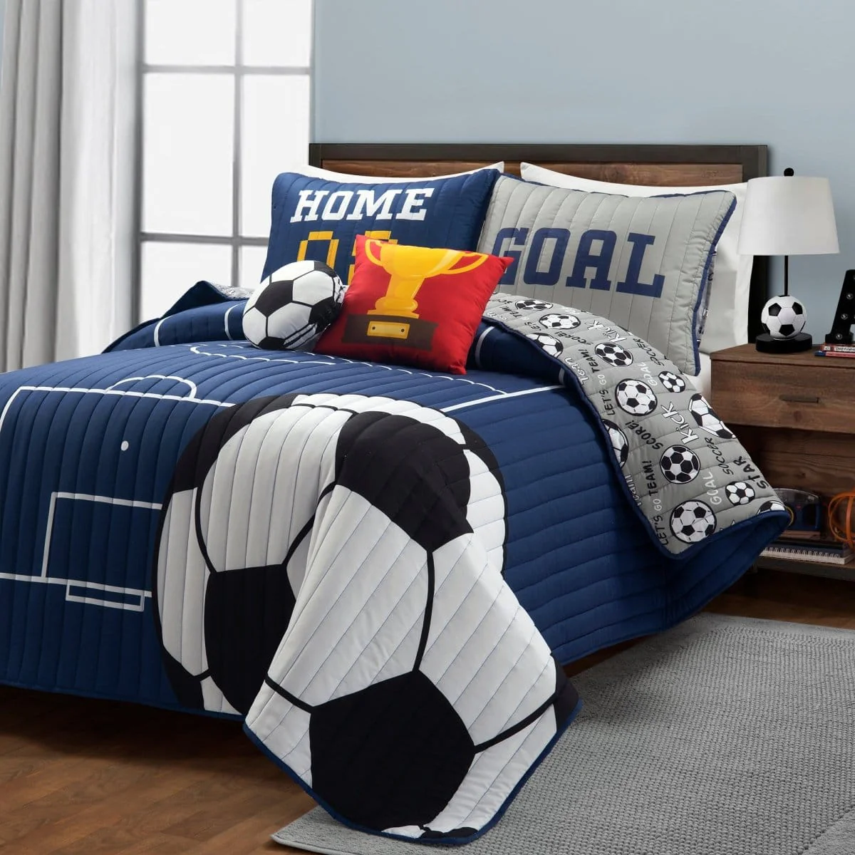 Soccer Game Reversible Quilt Set - Image 27