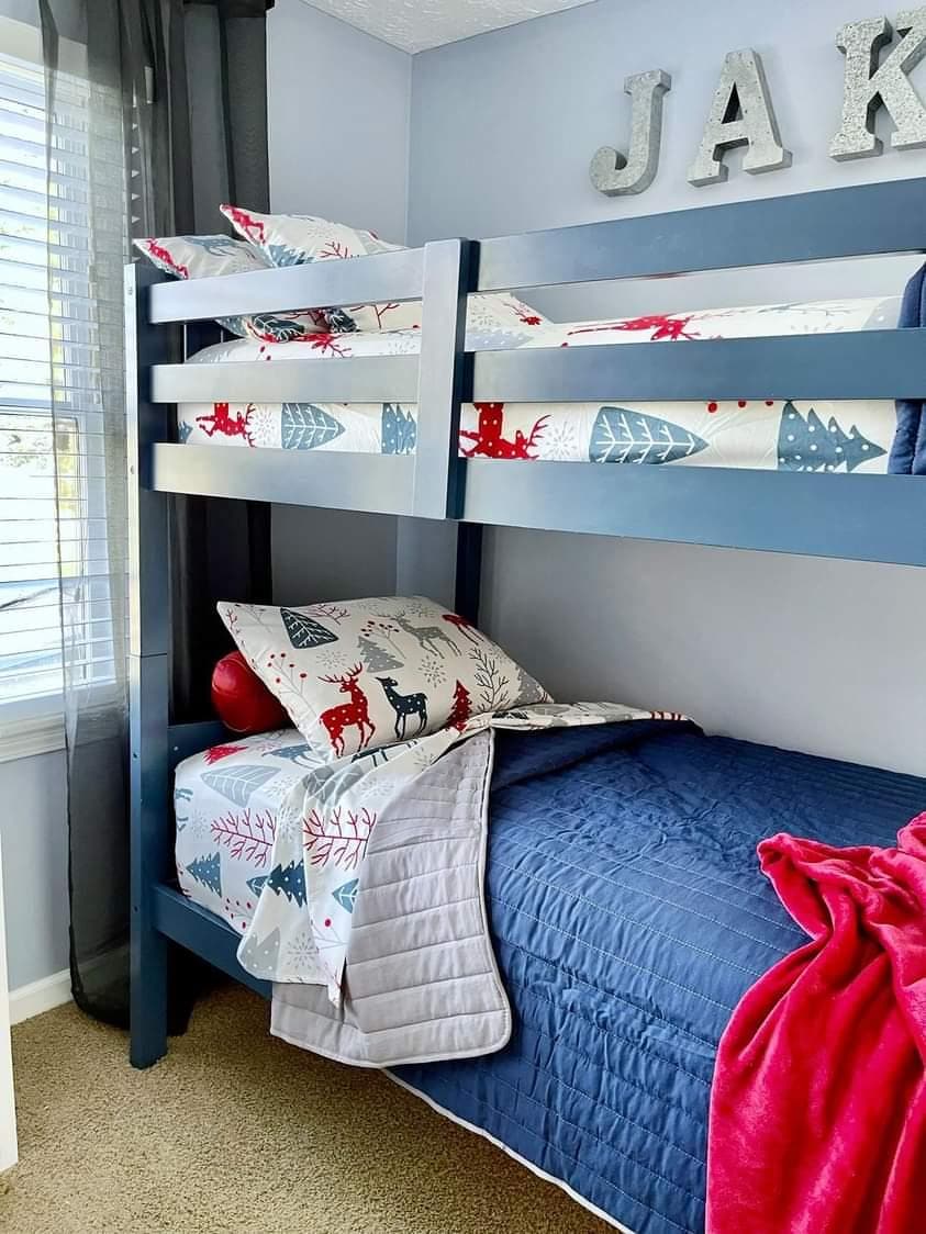 Soft Stripe All Season Quilt/Coverlet Set - Image 37