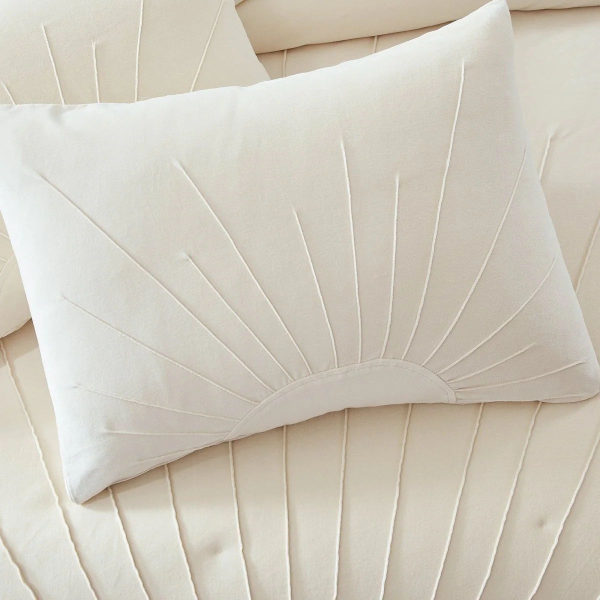 Solar Drift Velvet Comforter Set - Image 16