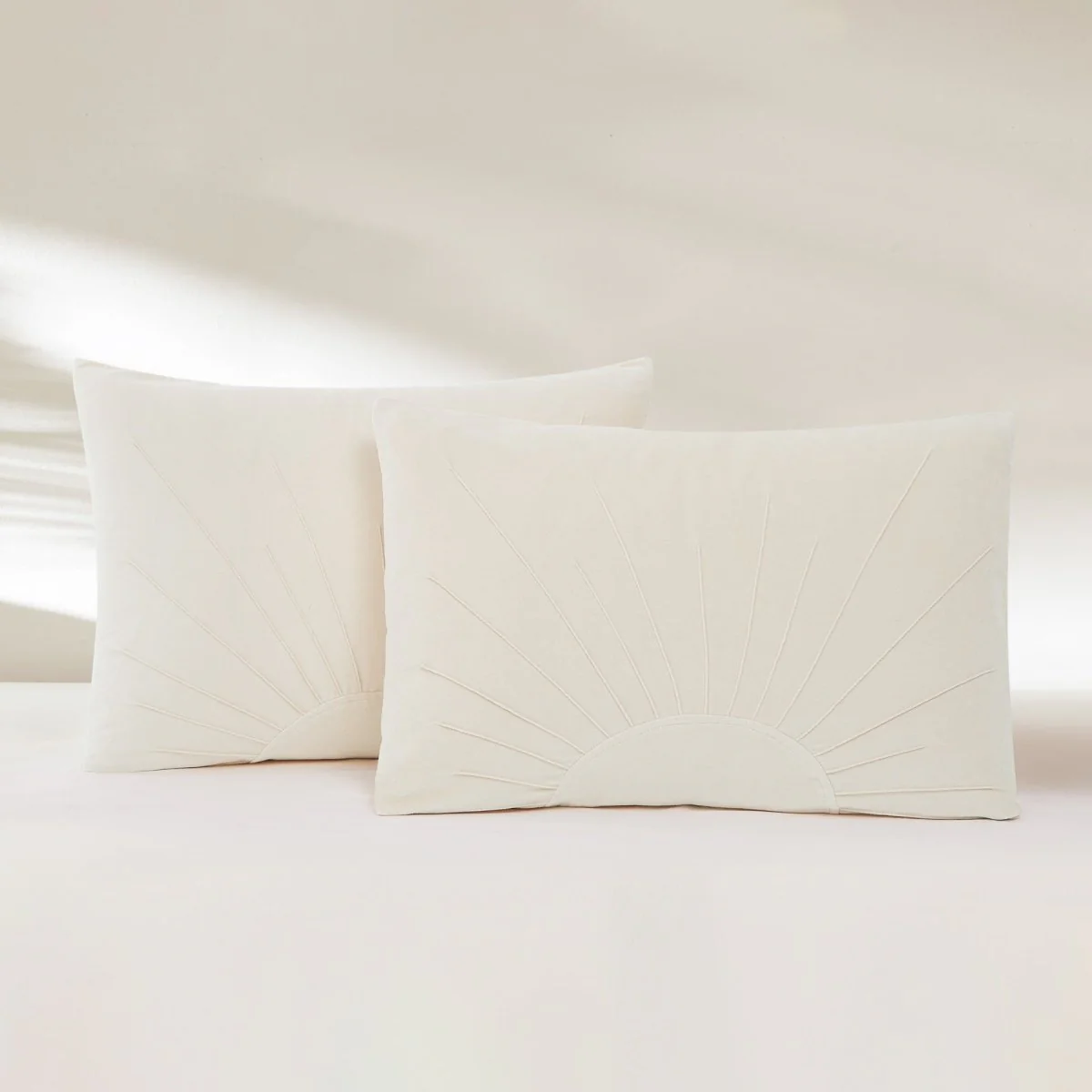 Solar Drift Velvet Comforter Set - Image 7