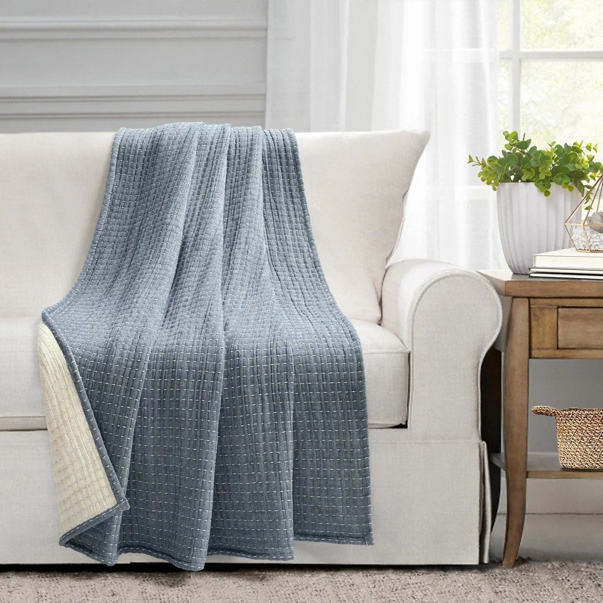 Solid Kantha Pick Stitch Yarn Dyed Cotton Woven Throw - Image 6
