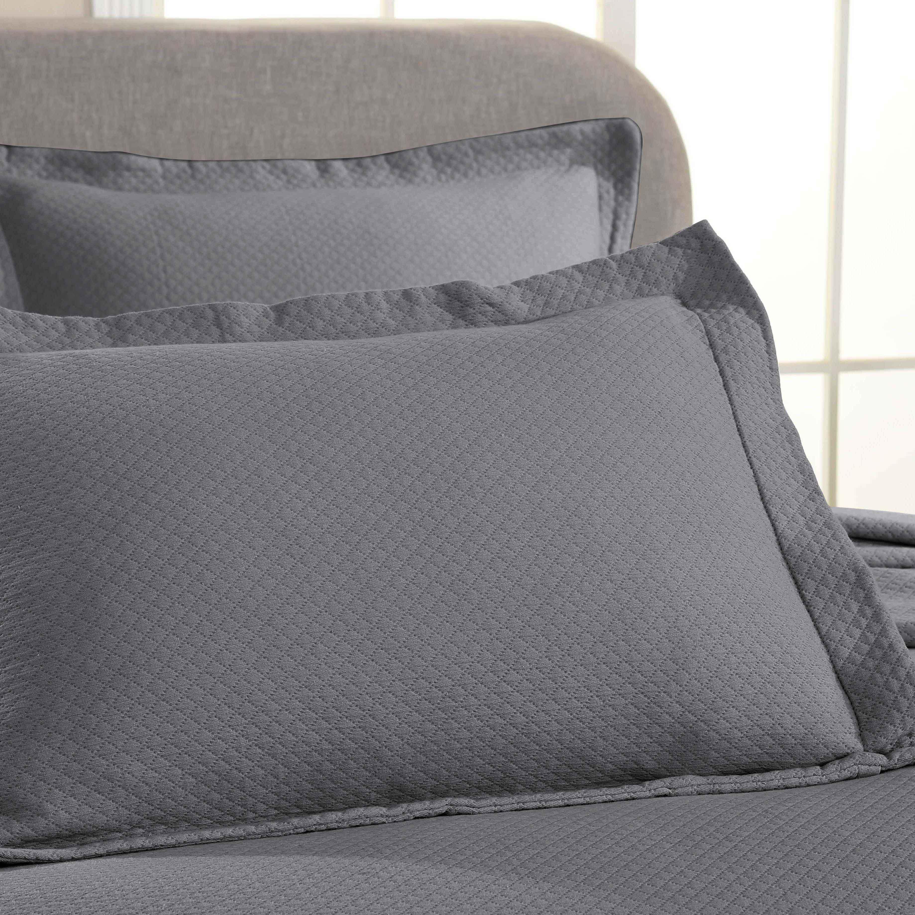 Solitaire Jacquard Matelassé Cotton Diamond Solitaire Bedspread Set - Image 43