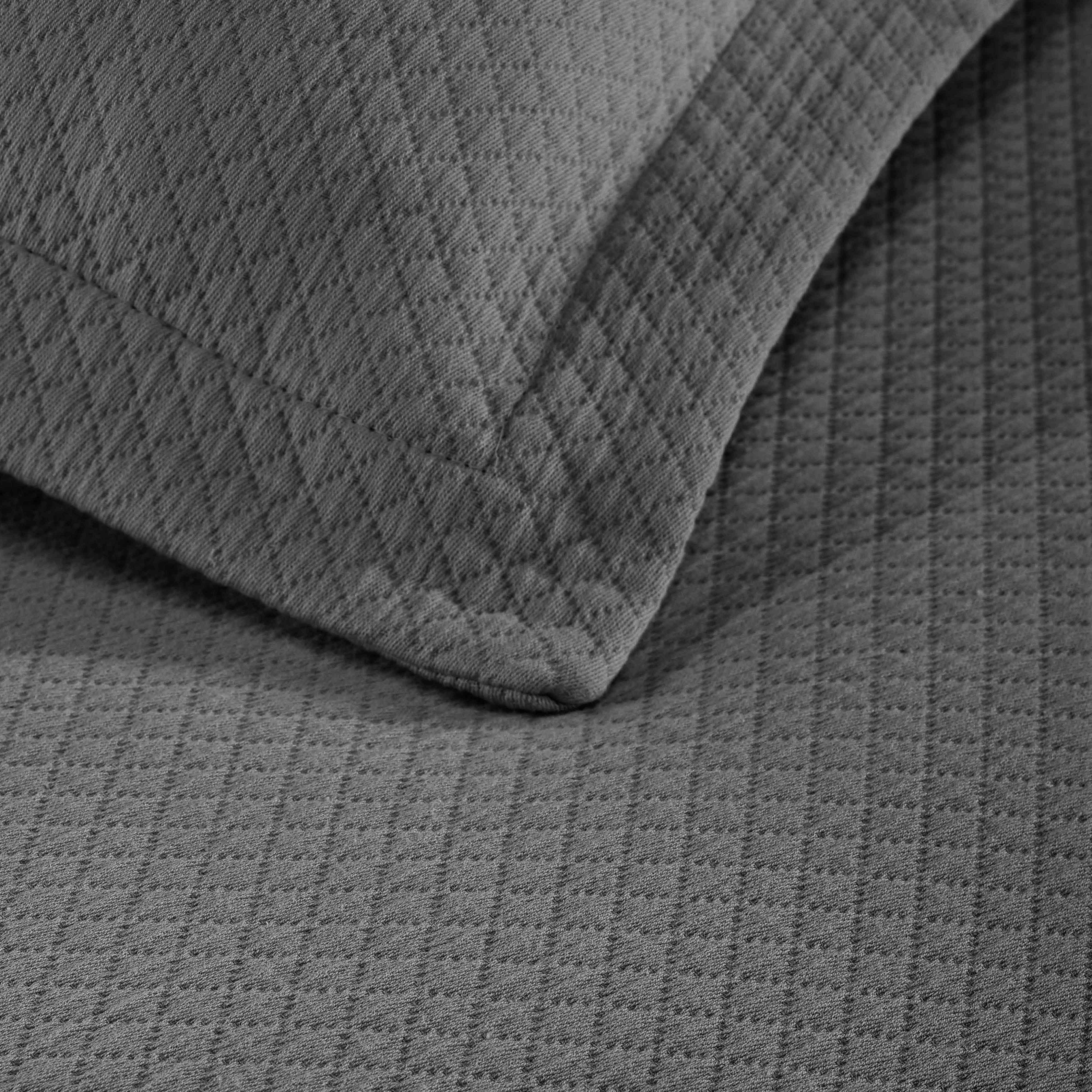 Solitaire Jacquard Matelassé Cotton Diamond Solitaire Bedspread Set - Image 44
