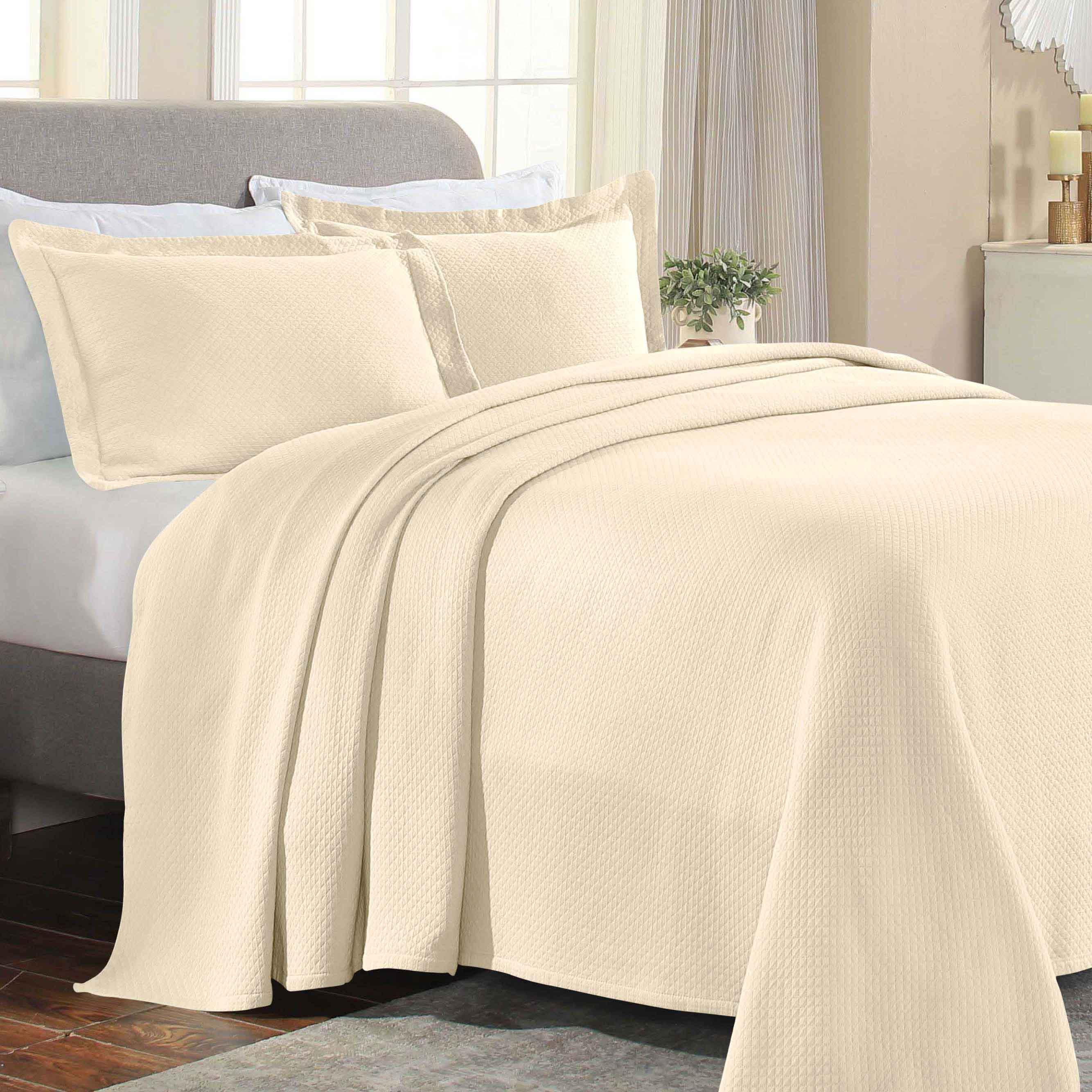Solitaire Jacquard Matelassé Cotton Diamond Solitaire Bedspread Set - Image 47