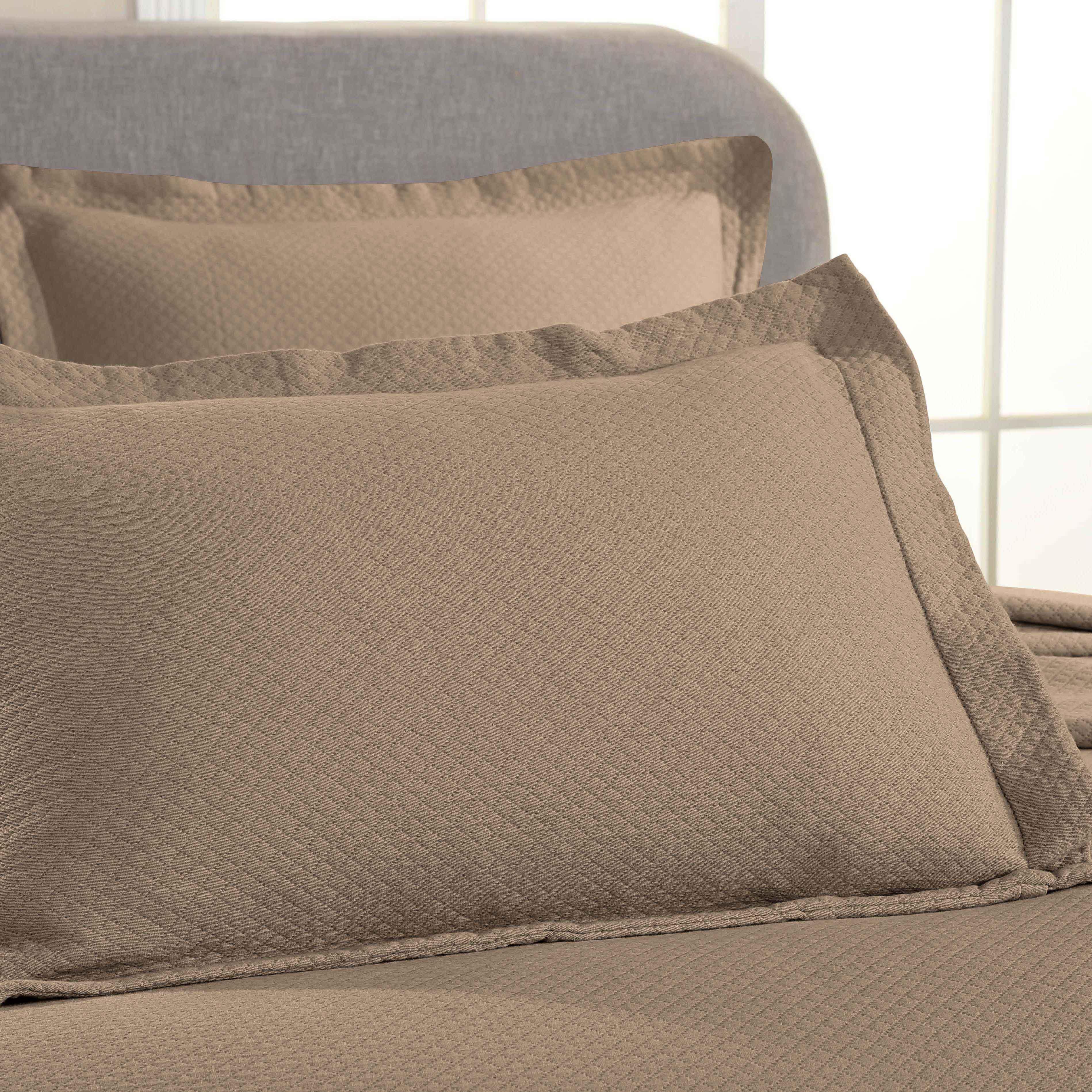 Solitaire Jacquard Matelassé Cotton Diamond Solitaire Bedspread Set - Image 8