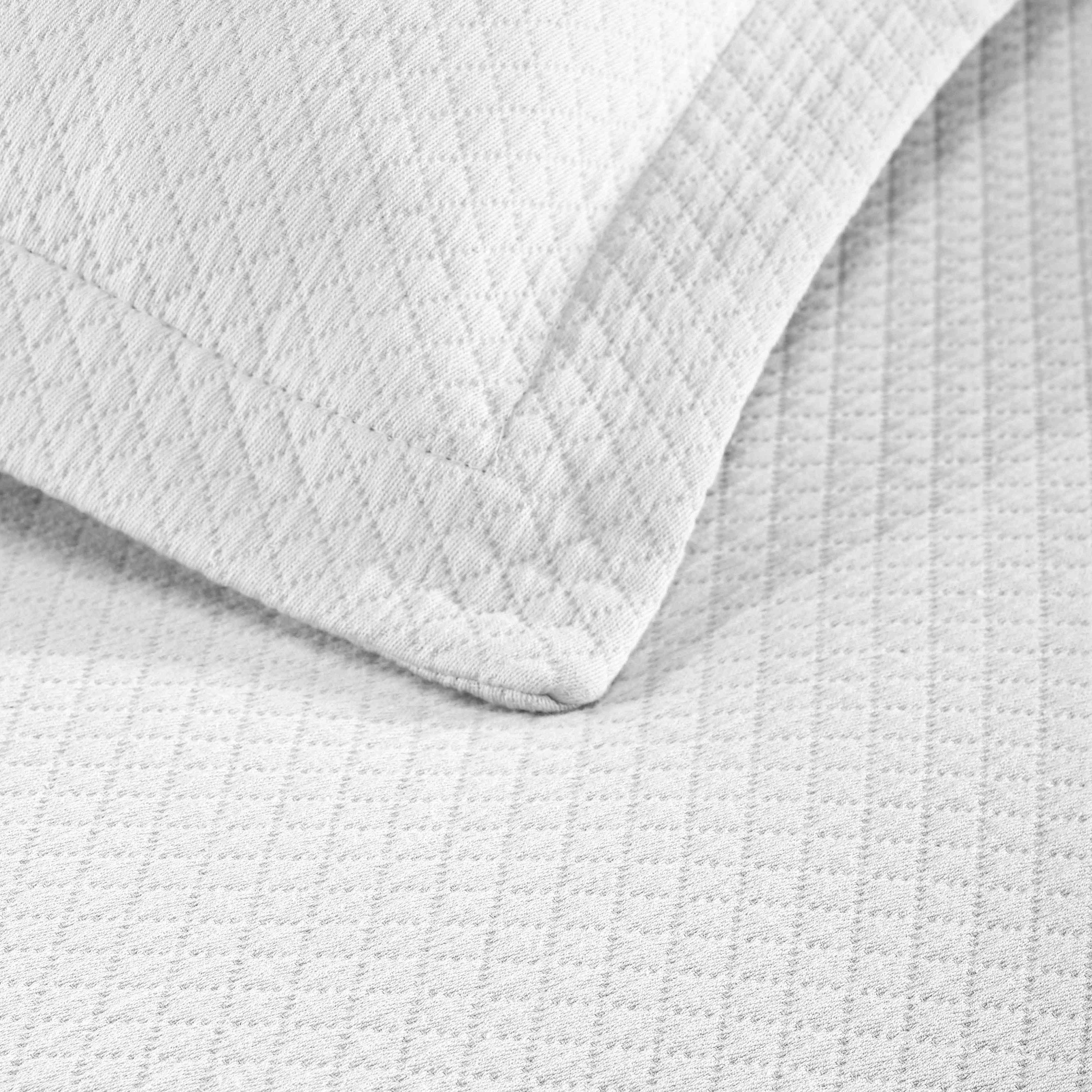 Solitaire Jacquard Matelassé Cotton Diamond Solitaire Bedspread Set - Image 80
