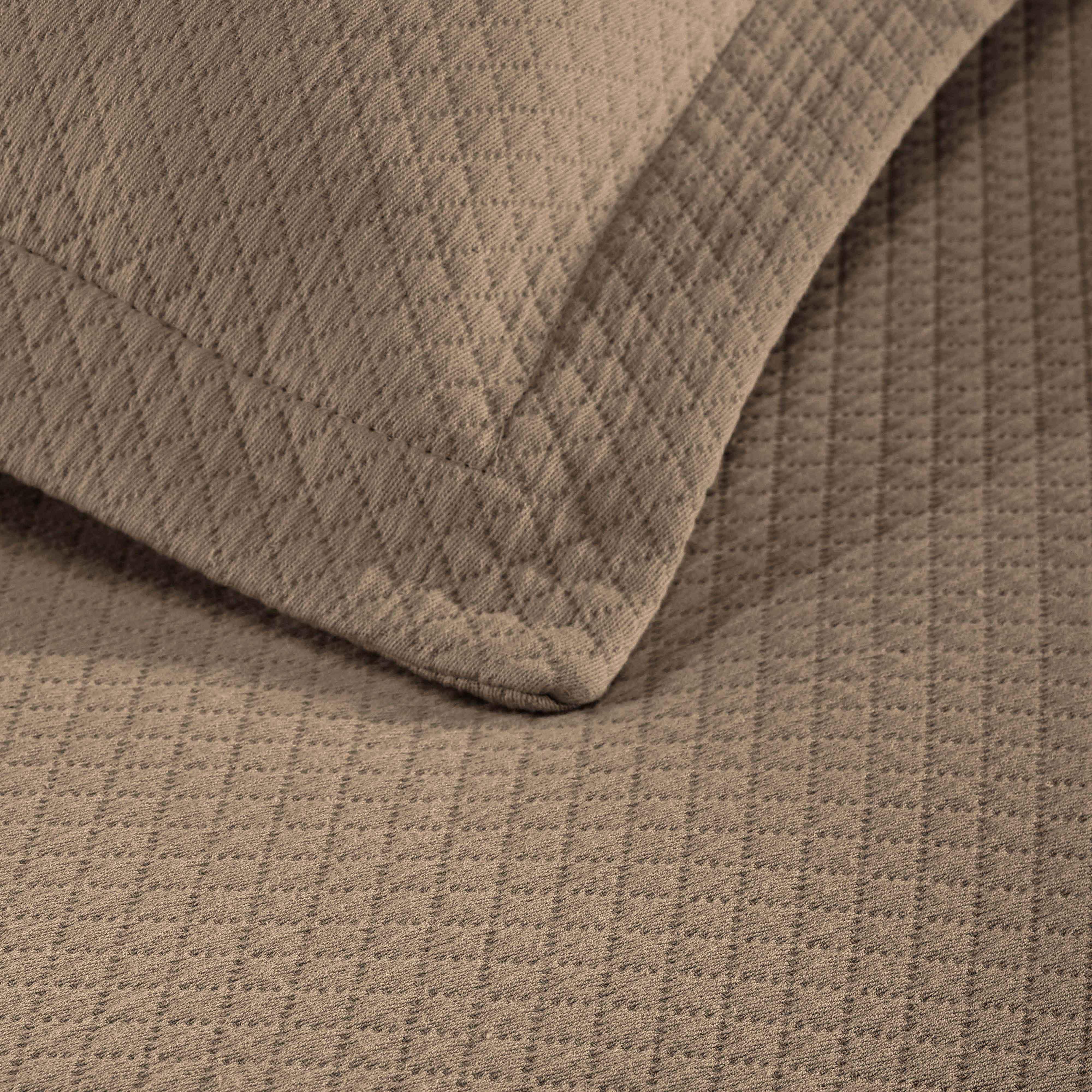 Solitaire Jacquard Matelassé Cotton Diamond Solitaire Bedspread Set - Image 9