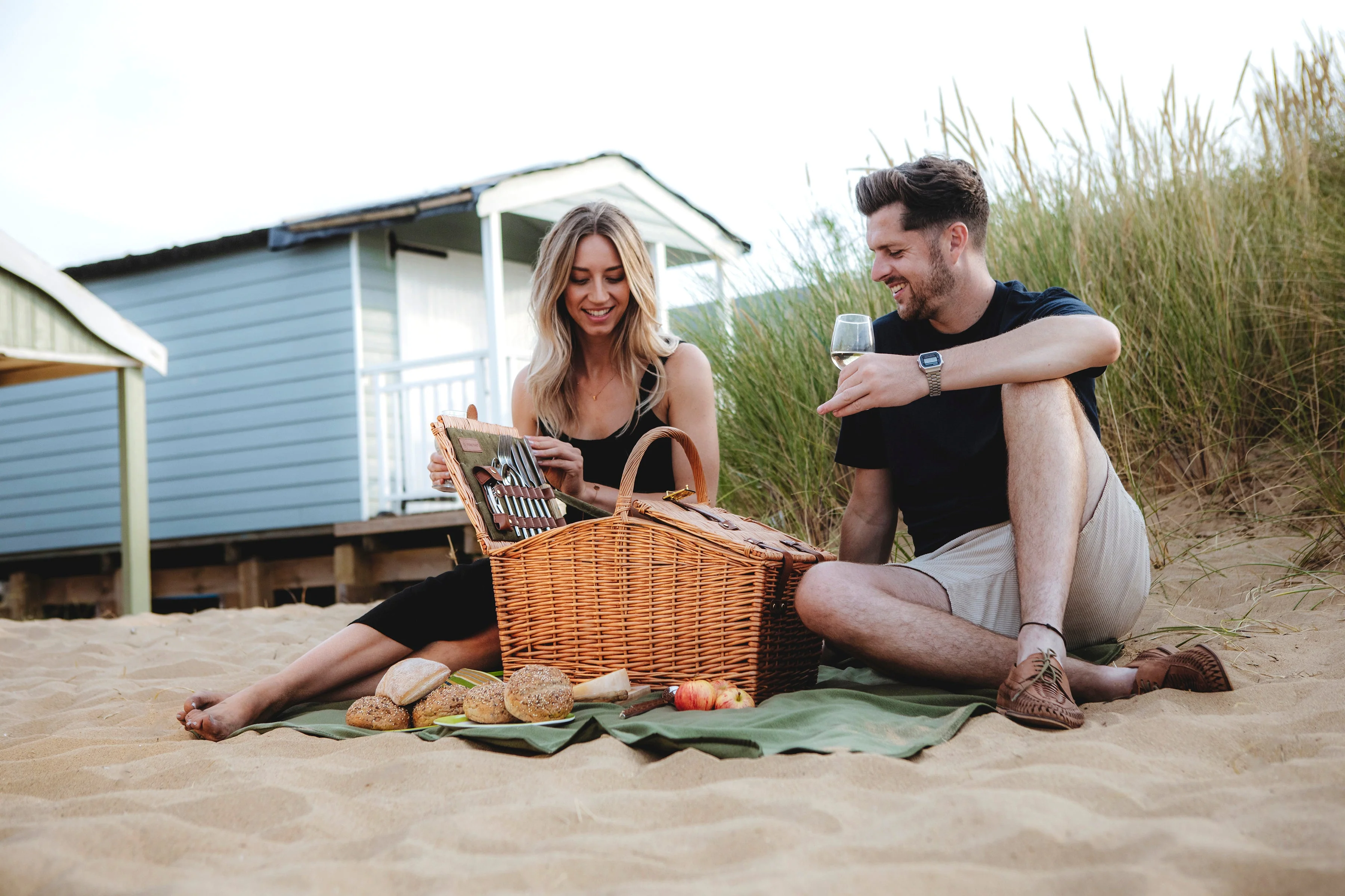 Somerset Picnic Basket - Image 27