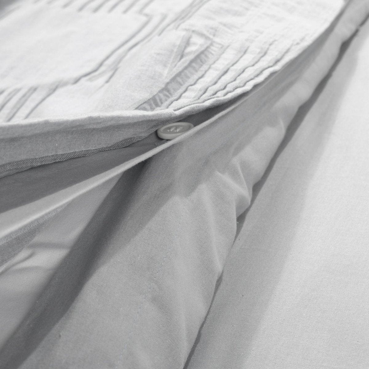 Sorano Chambray Textured Jacquard Cotton Duvet Cover 3 Piece Set - Image 22
