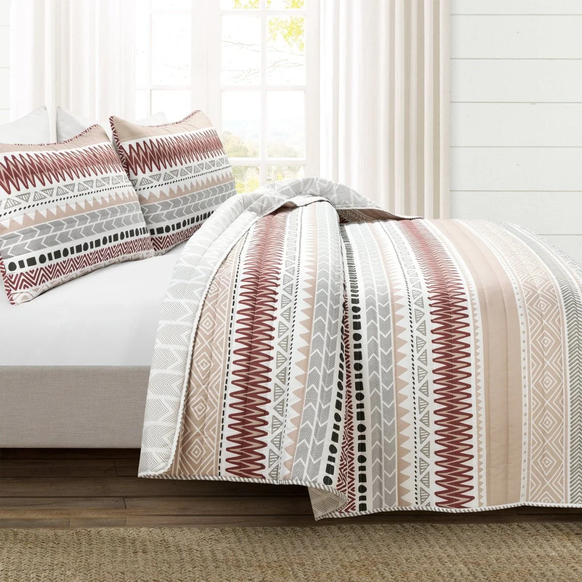 Southwest Stripe Reversible 3 Piece Quilt Set - Image 2