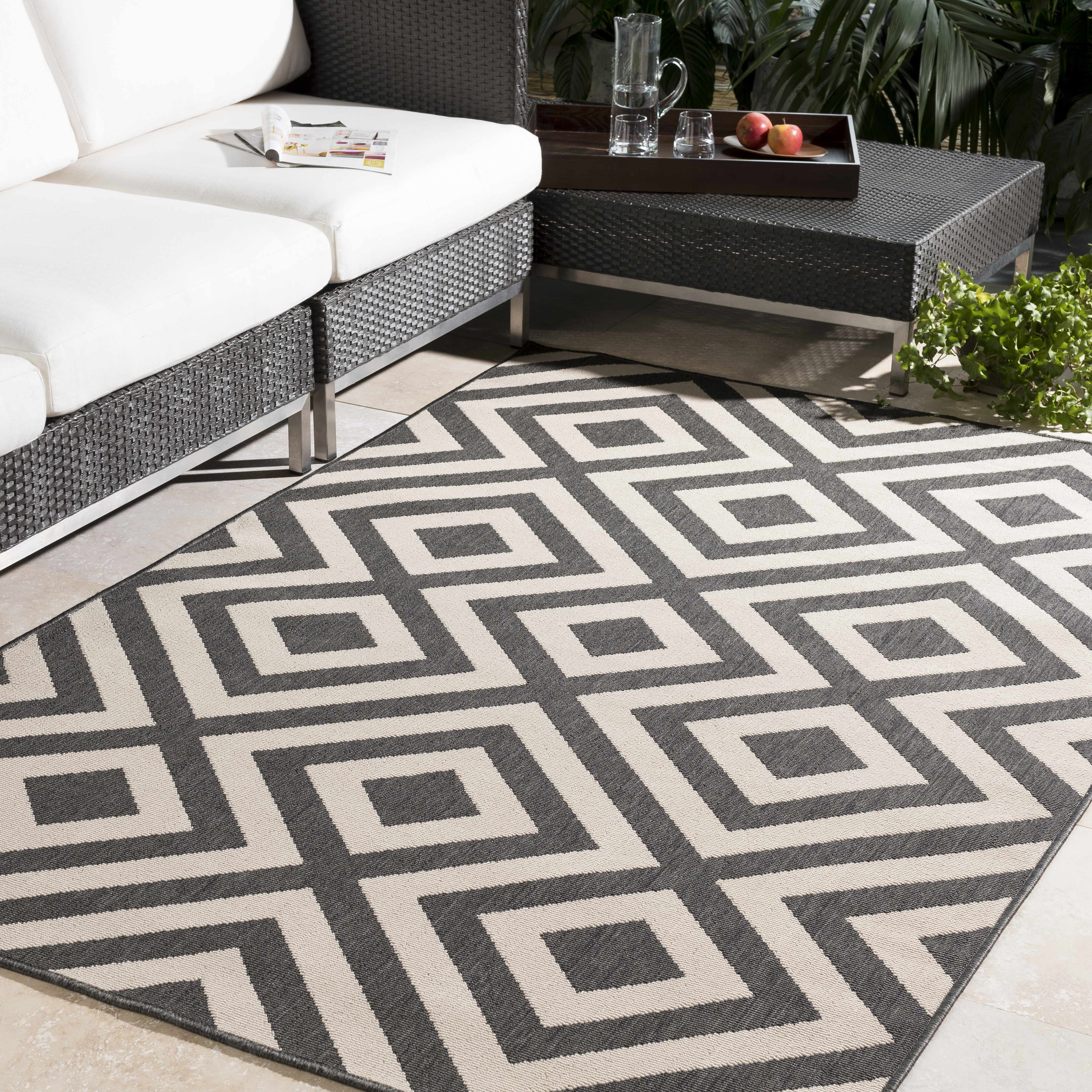 Spilsby Geometric Outdoor Rug - Clearance - Image 4