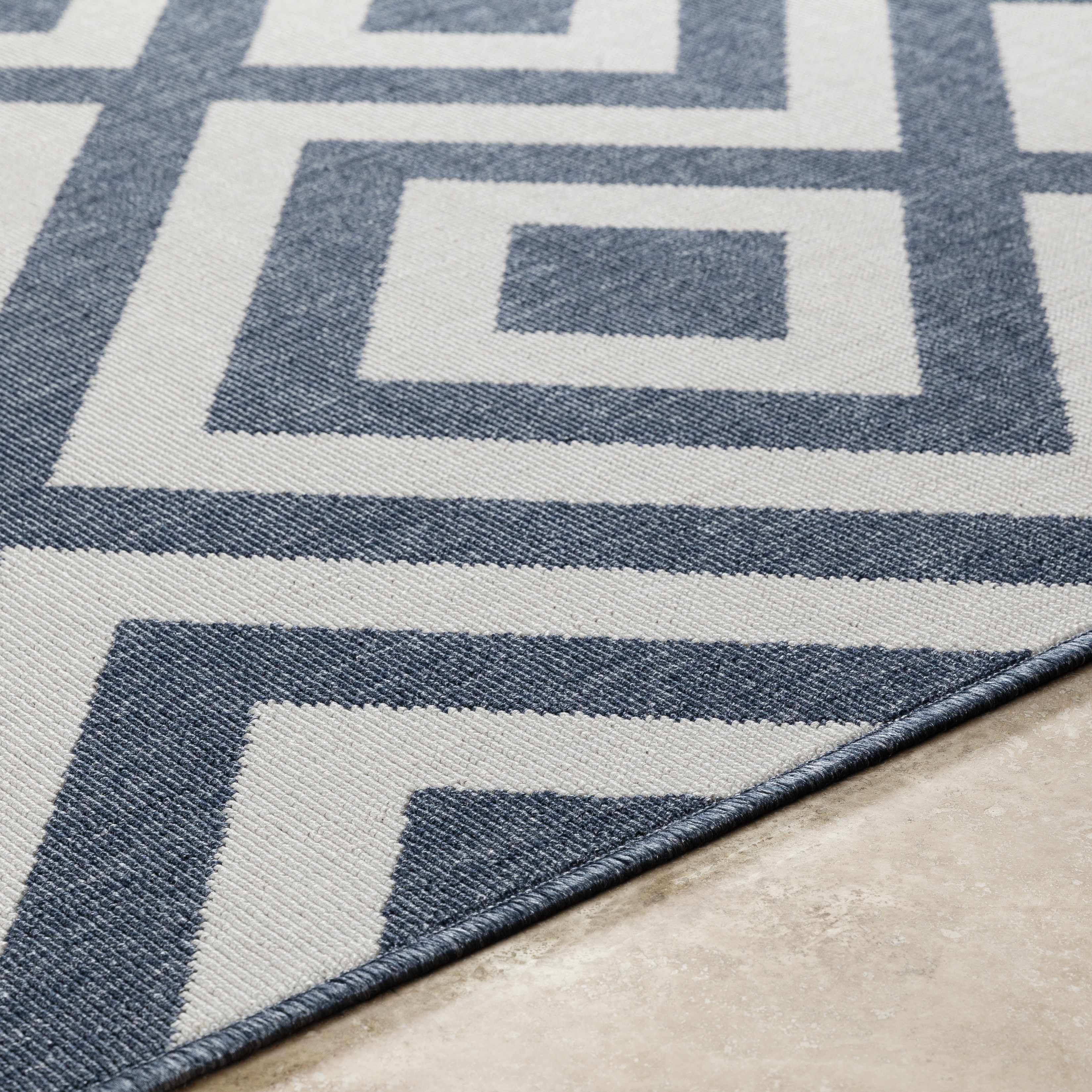 Spilsby Navy Blue Outdoor Rug - Clearance - Image 7