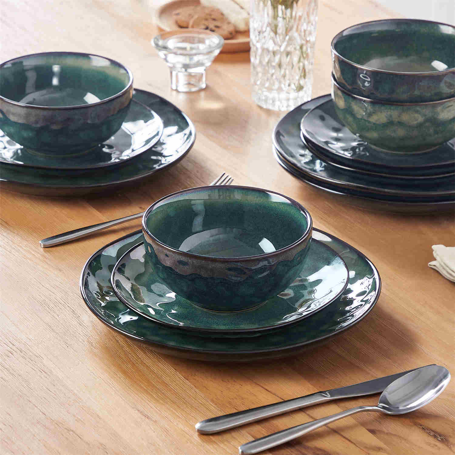 Starry 12 Piece Petite Dinnerware Set - Image 13