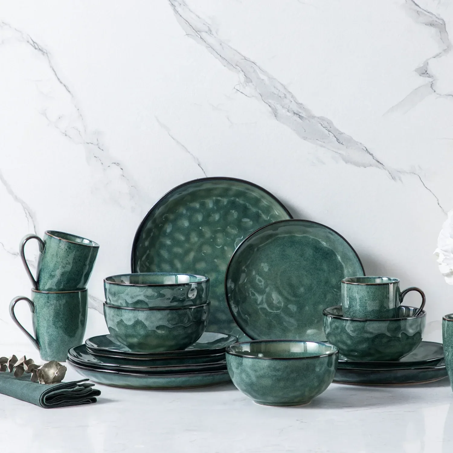 Starry 16 Piece Dinnerware Set - Image 9