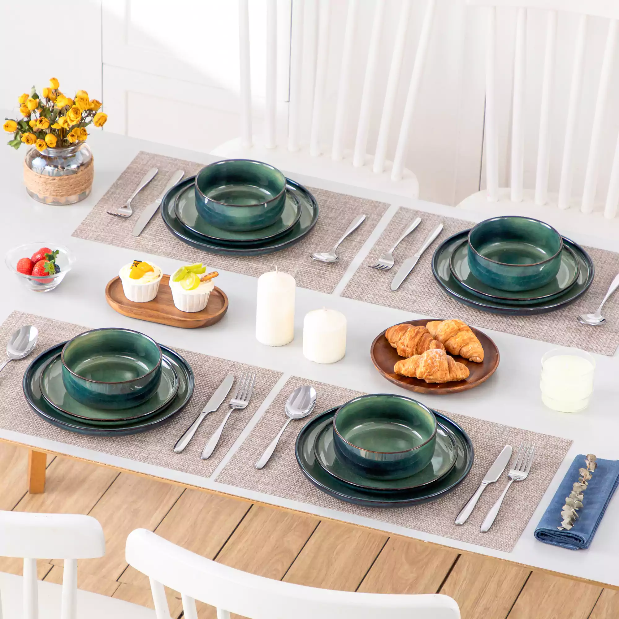 Starry Lipped-Edge 12 Piece Dinnerware Set - Image 19