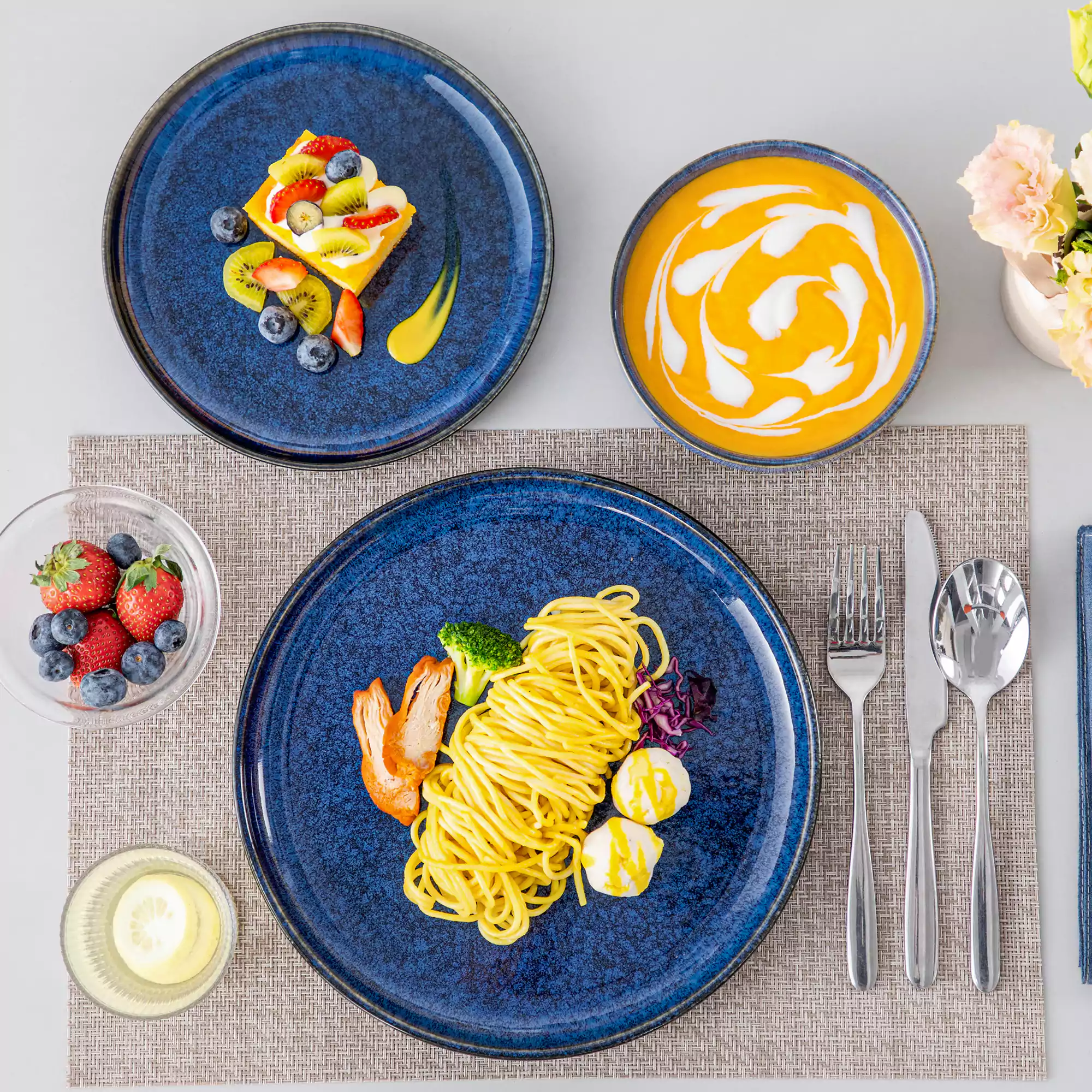 Starry Lipped-Edge 12 Piece Dinnerware Set - Image 3