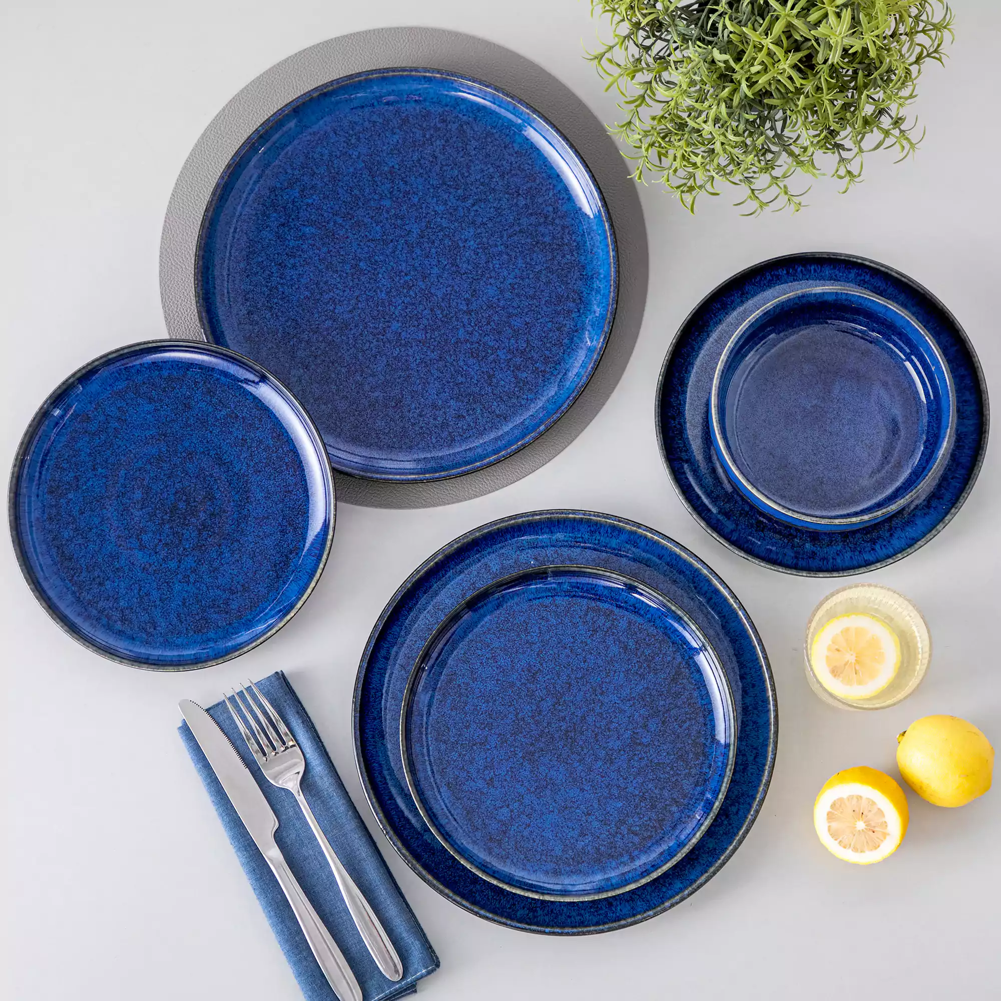 Starry Lipped-Edge 12 Piece Dinnerware Set - Image 9