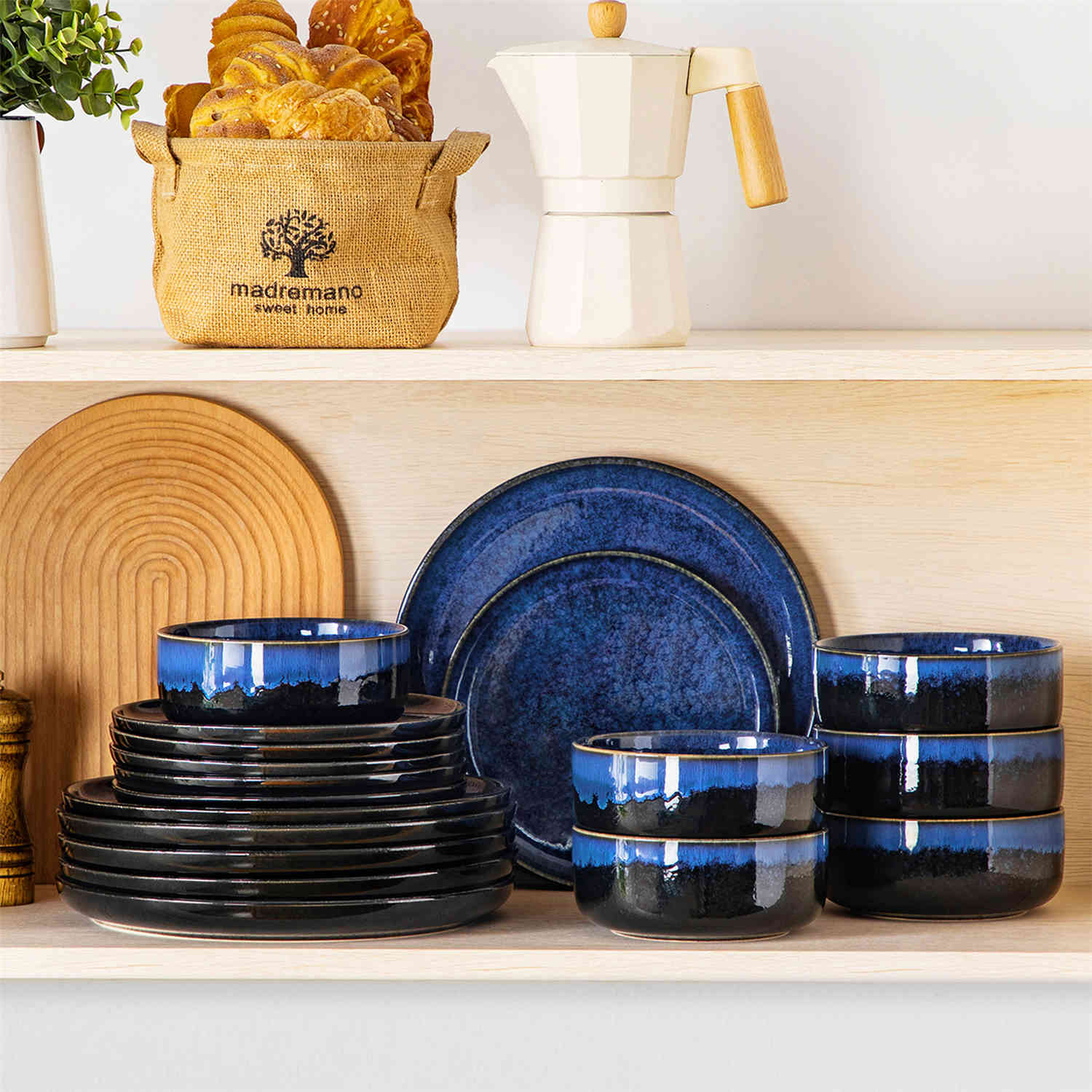 Starry Lipped-Edge 18 Piece Dinnerware Set - Image 8