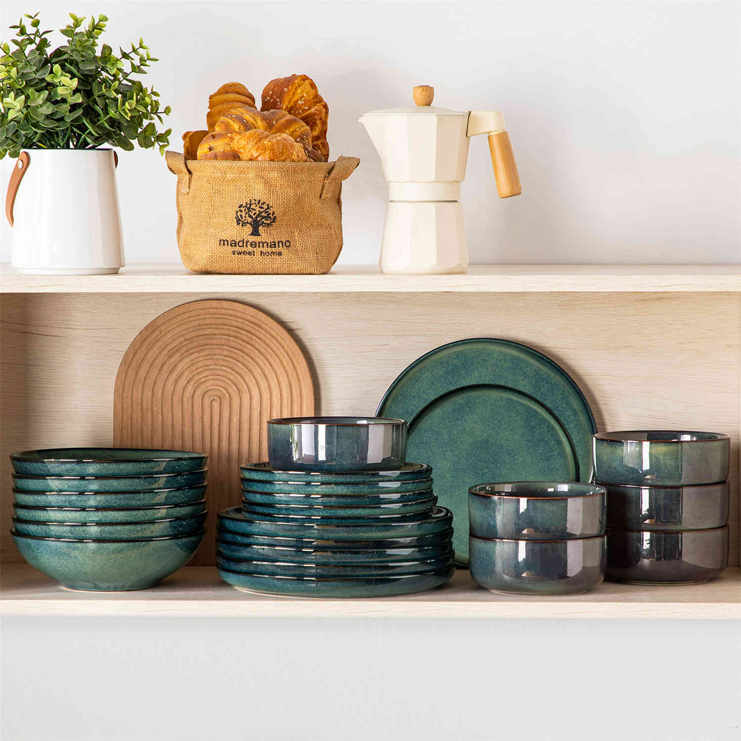 Starry Lipped-Edge 24 Piece Dinnerware Set - Image 16