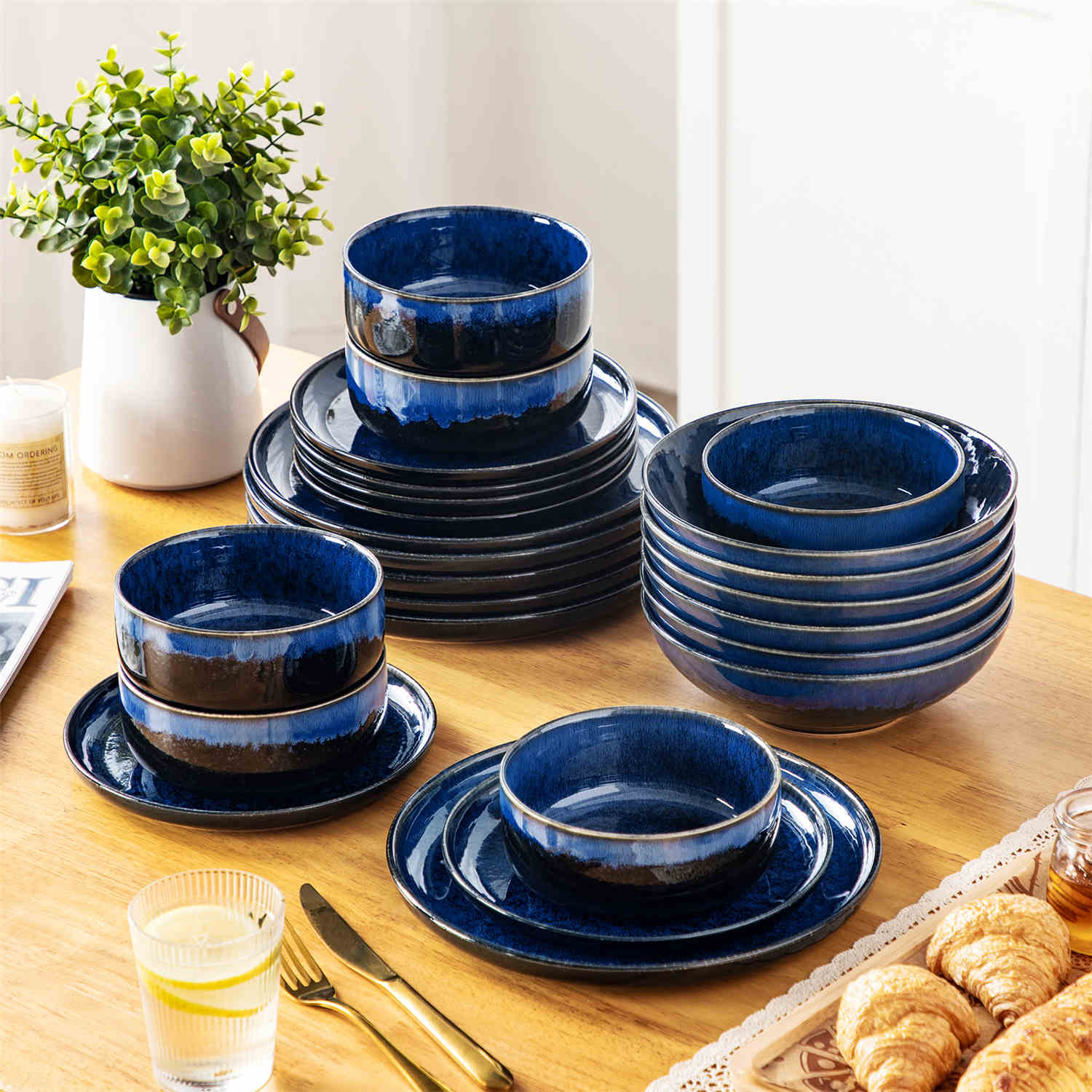 Starry Lipped-Edge 24 Piece Dinnerware Set - Image 7