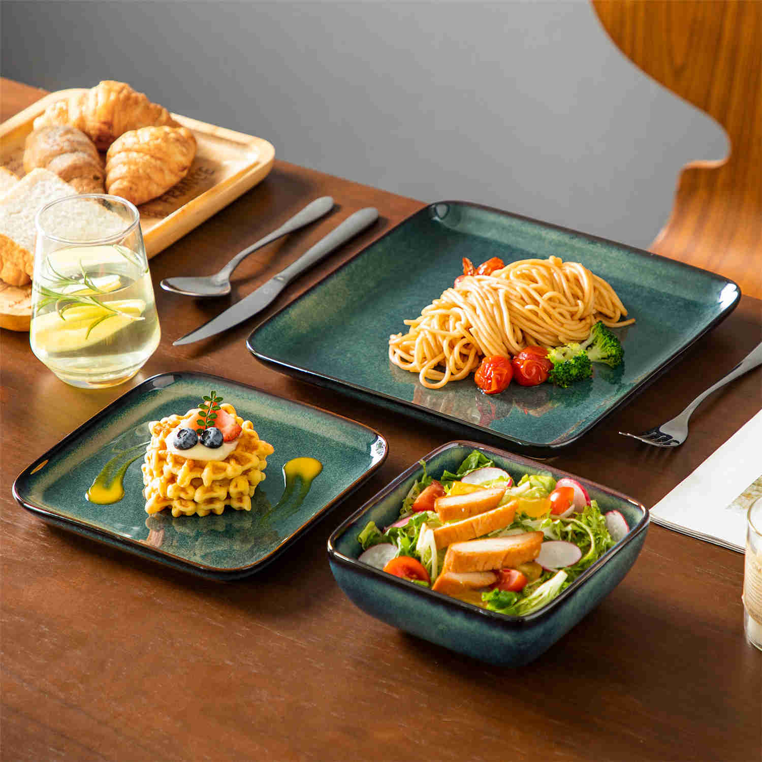 Stern 12 Piece Dinnerware Set - Image 11